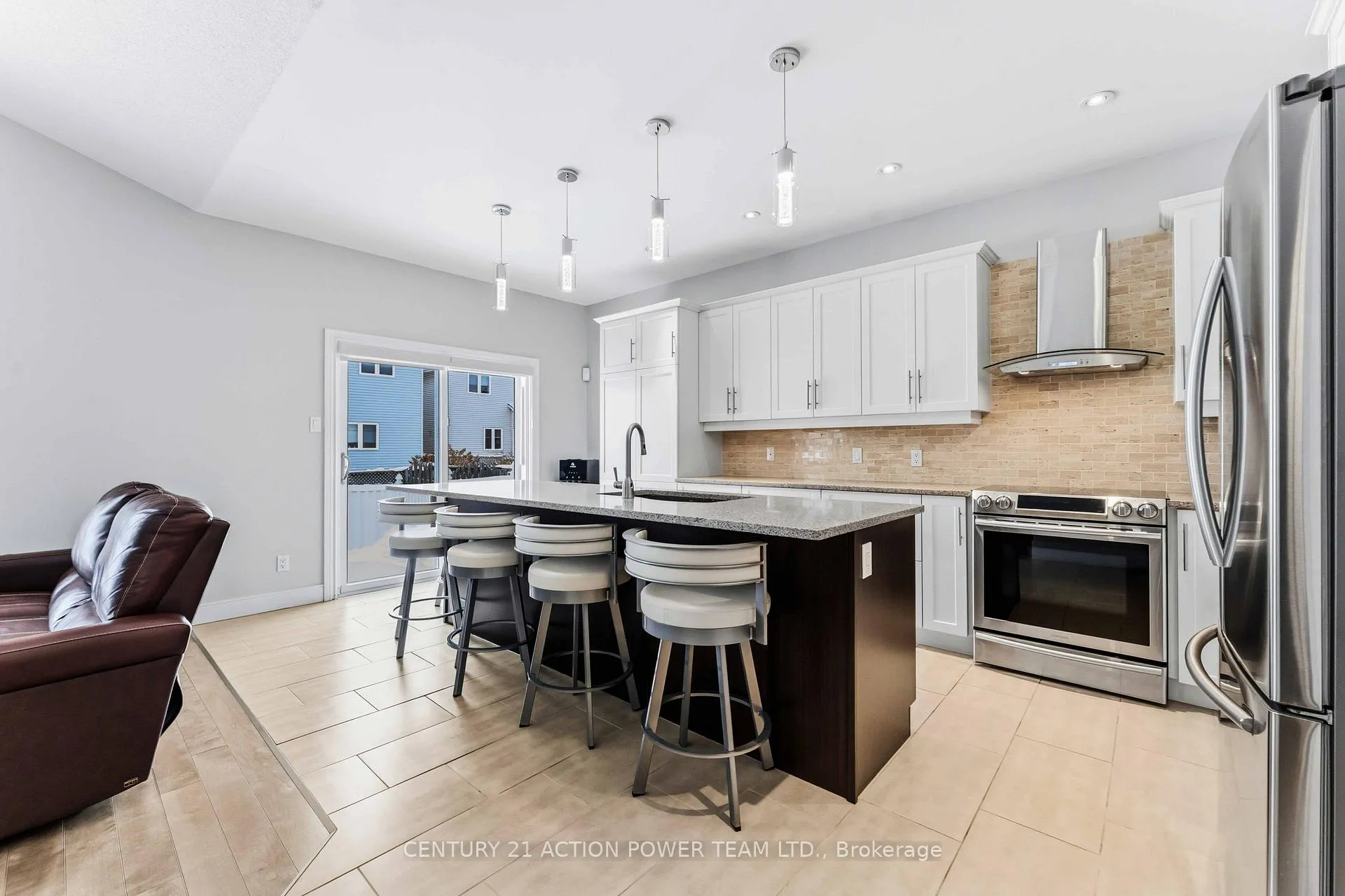Photo 15 of 1510 Rumford Drive, Ottawa, Fallingbrook/Pineridge — HOMEH