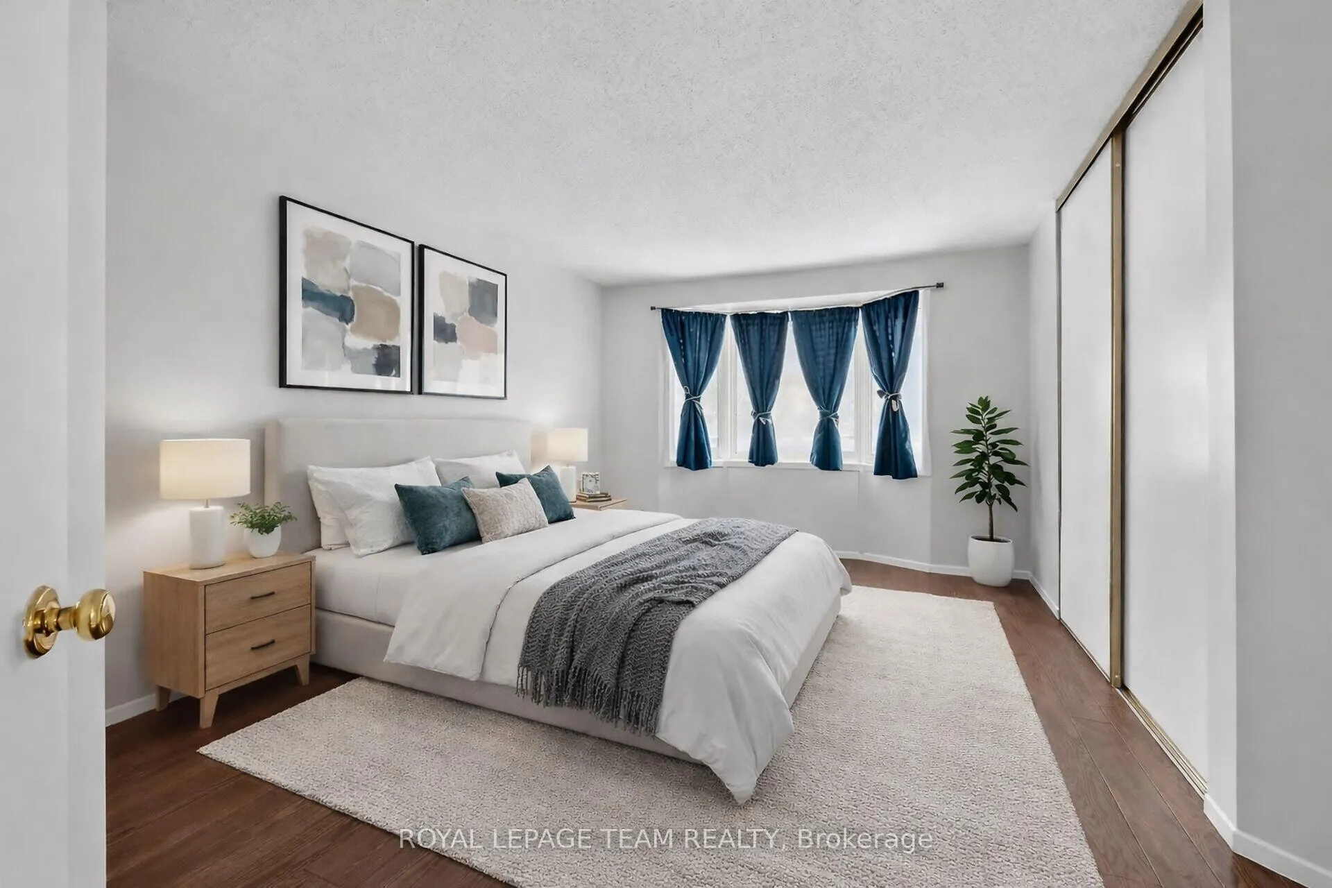 Photo 22 of 42 Oakhaven Private, Ottawa, Overbrook/Castle Heights — HOMEH
