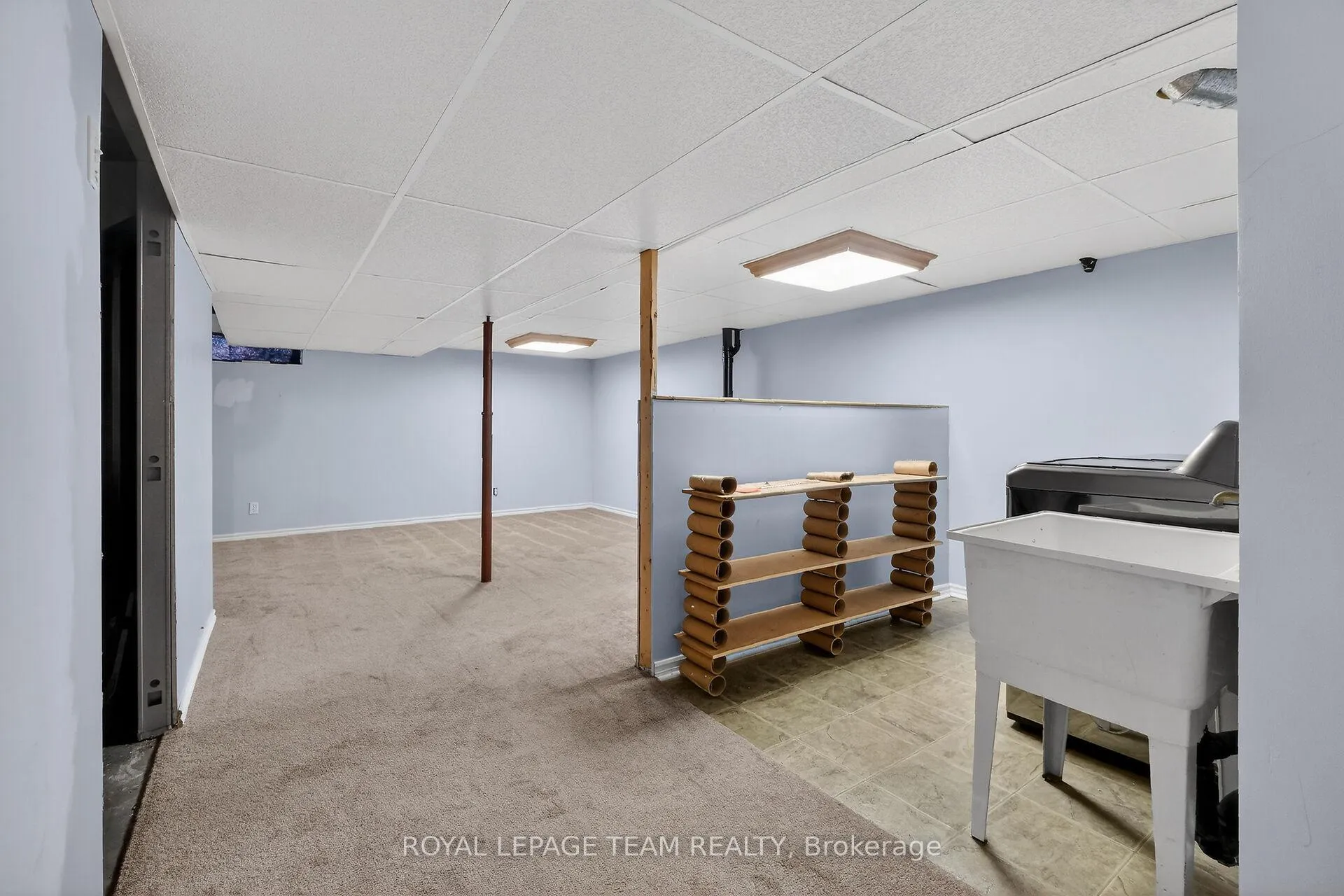 Photo 34 of 42 Oakhaven Private, Ottawa, Overbrook/Castle Heights — HOMEH