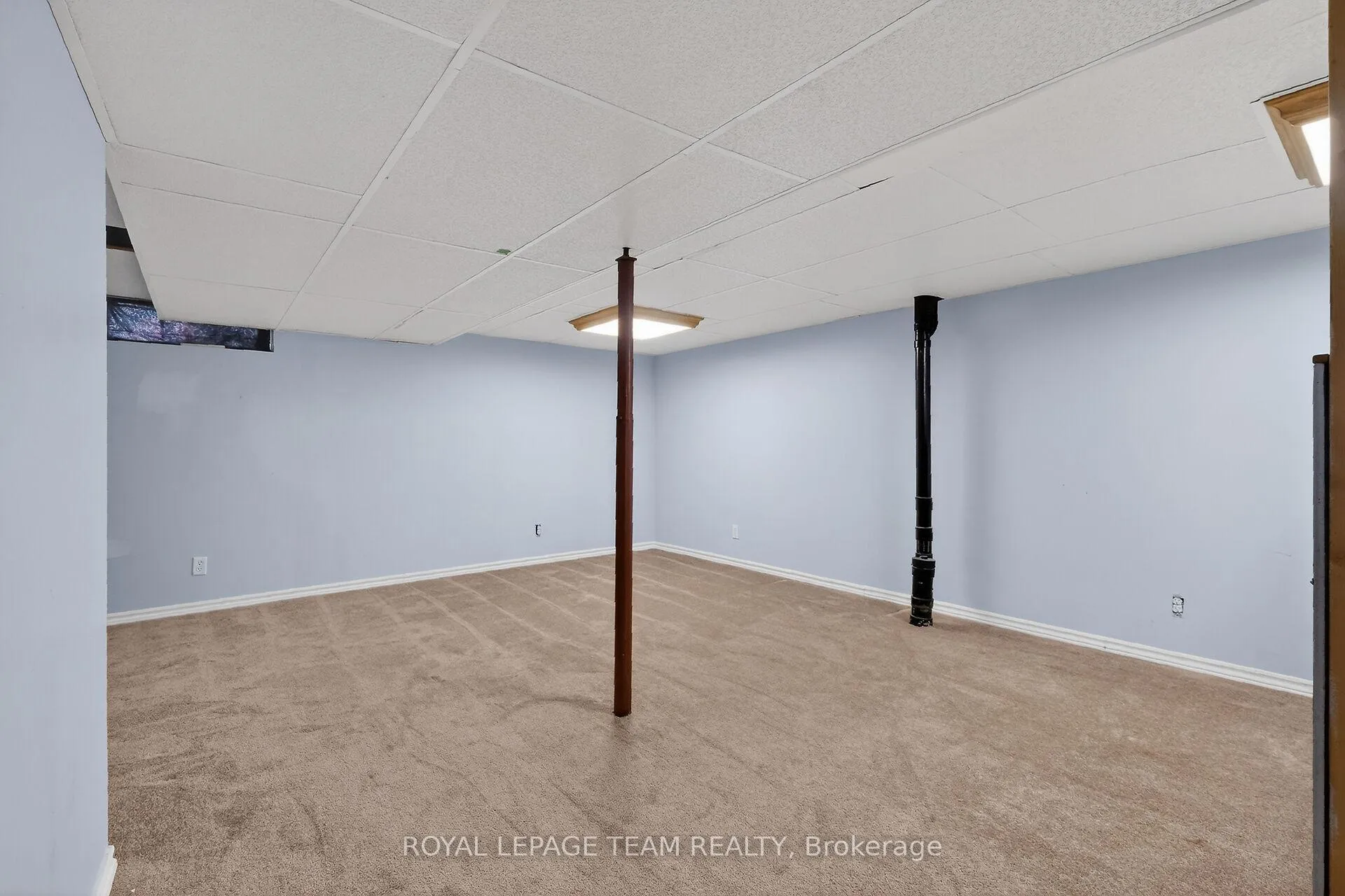 Photo 35 of 42 Oakhaven Private, Ottawa, Overbrook/Castle Heights — HOMEH