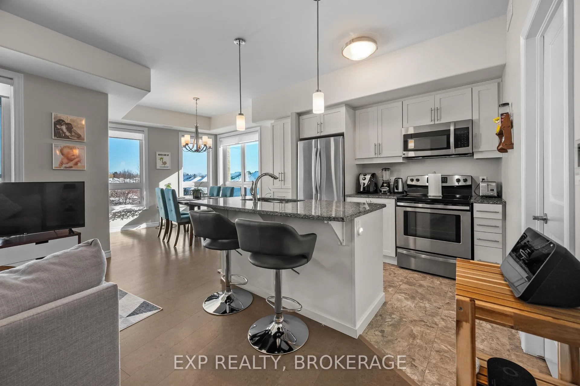 Photo 2 of Unit 307, 740 Augusta Drive, Kingston, City Northwest — HOMEH