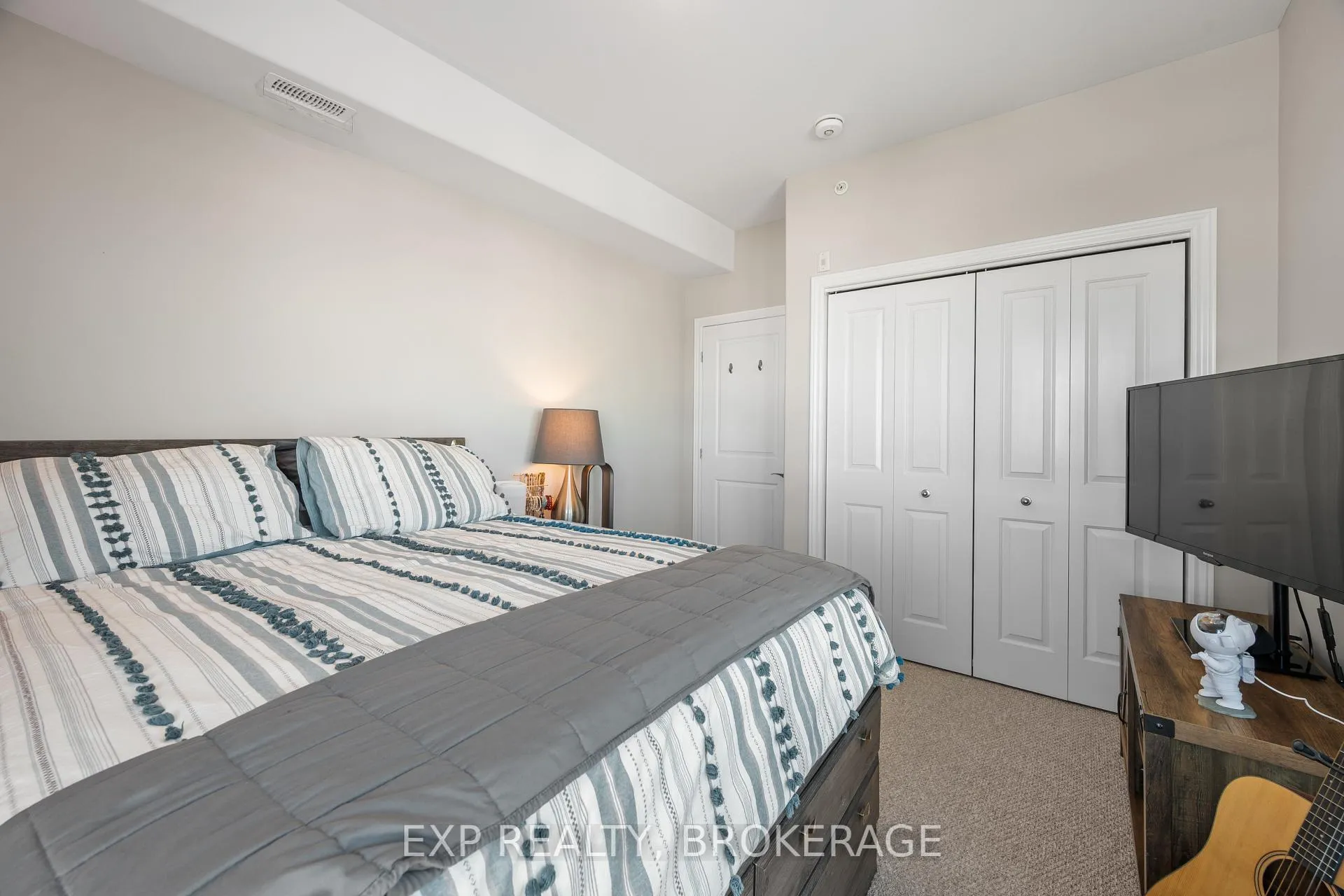 Photo 13 of Unit 307, 740 Augusta Drive, Kingston, City Northwest — HOMEH