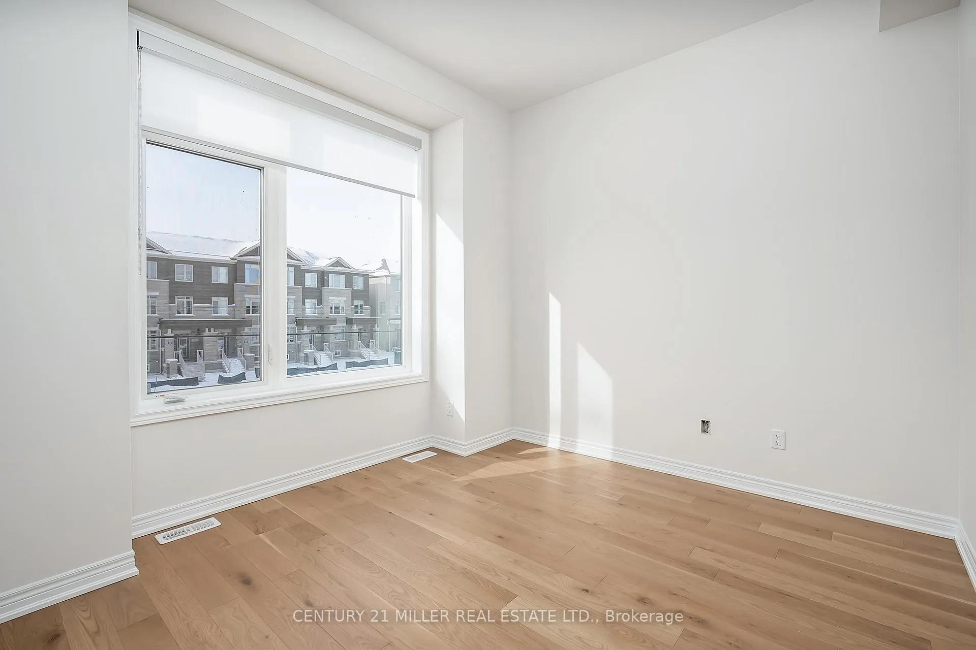 Photo 18 of 3193 Sixth Line, Oakville, Glenorchy — HOMEH