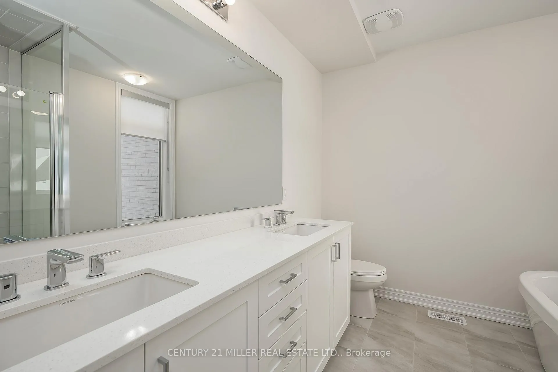 Photo 26 of 3193 Sixth Line, Oakville, Glenorchy — HOMEH