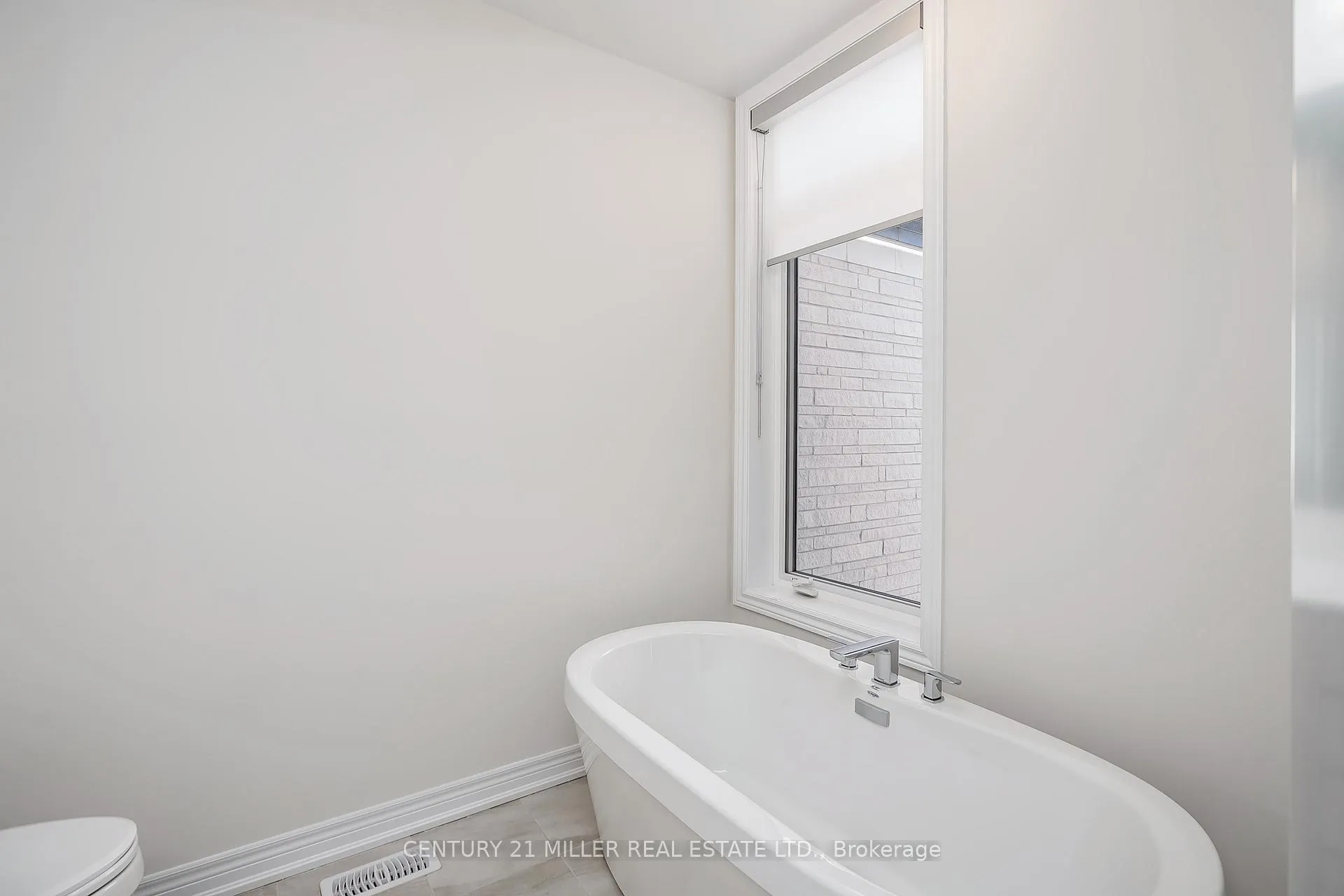 Photo 27 of 3193 Sixth Line, Oakville, Glenorchy — HOMEH