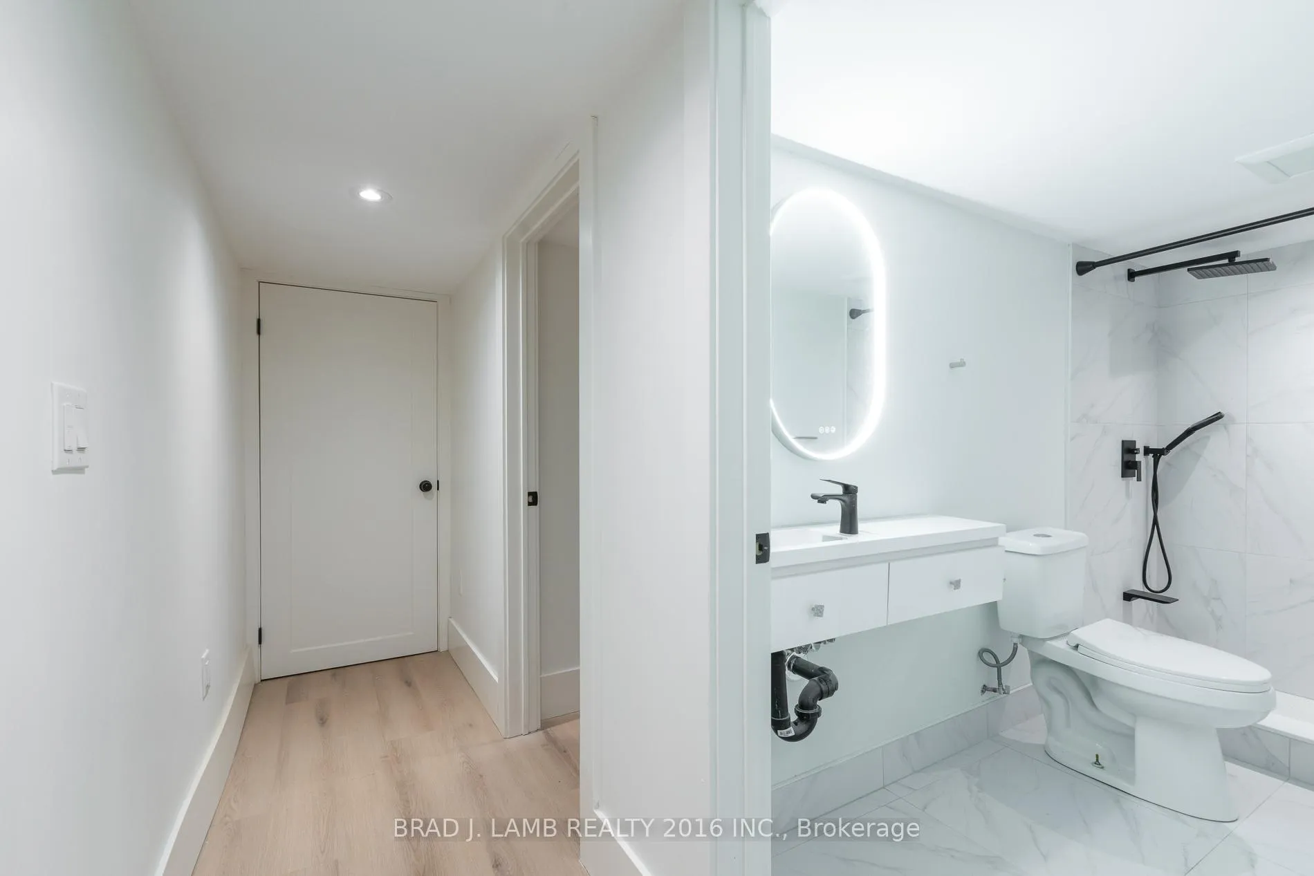 Front of Unit Basement, 84 Sparkhall Avenue