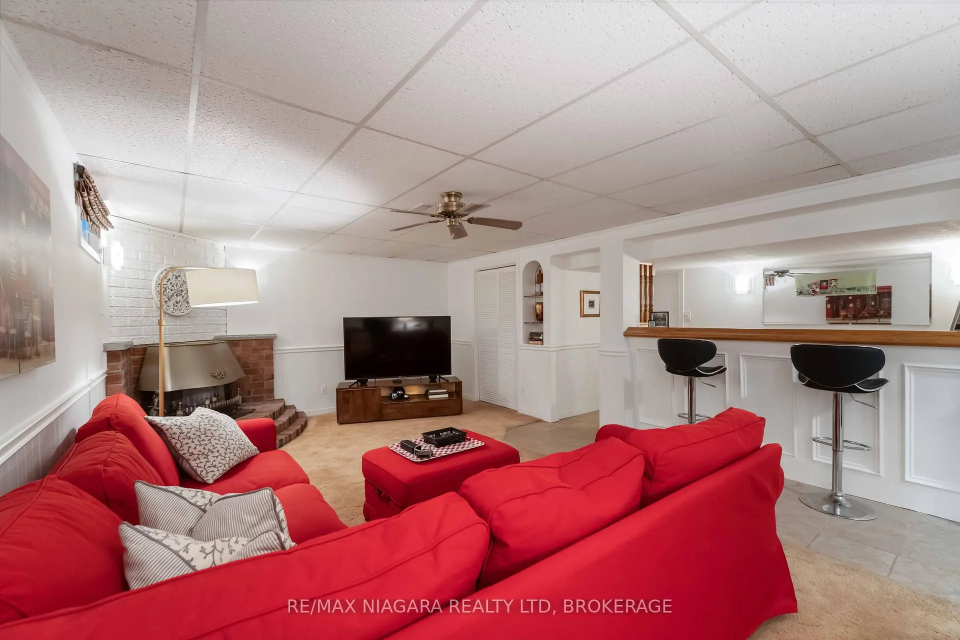 Photo 10 of 2921 Gail Avenue, Niagara Falls, Church's Lane — HOMEH