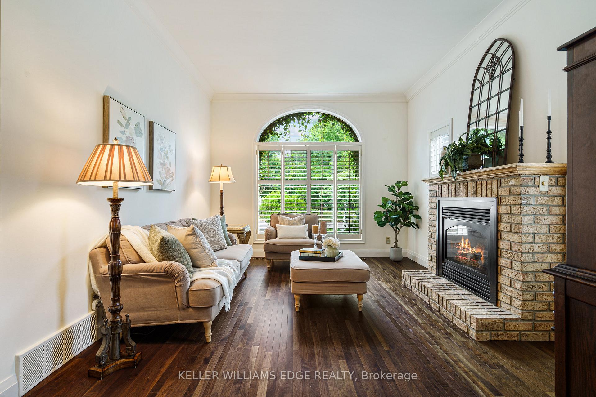Photo 3 of 1121 Stephenson Drive, Burlington, Brant — HOMEH