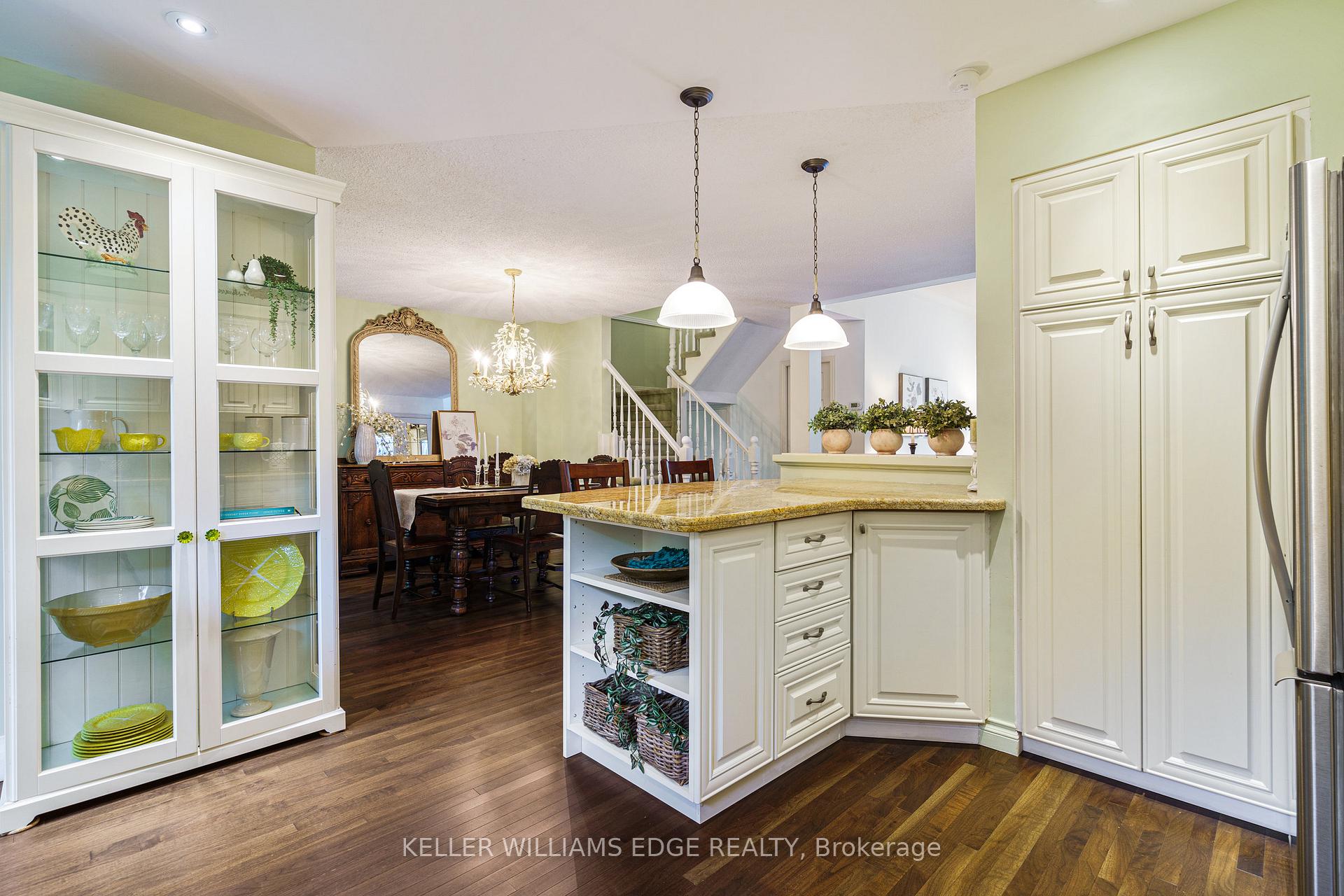 Photo 14 of 1121 Stephenson Drive, Burlington, Brant — HOMEH