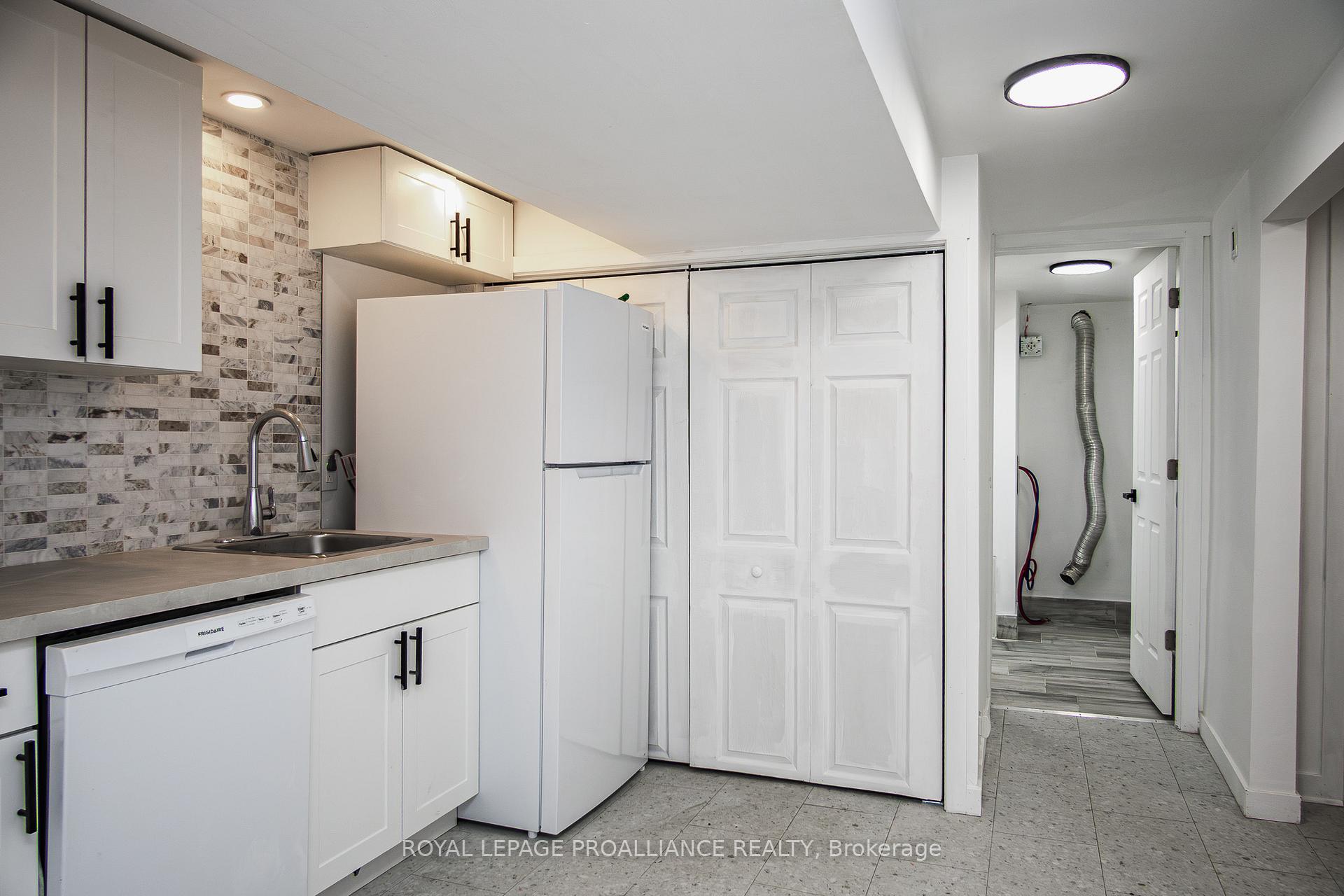 Photo 31 of 86 Wallbridge Crescent, Belleville, Belleville Ward — HOMEH