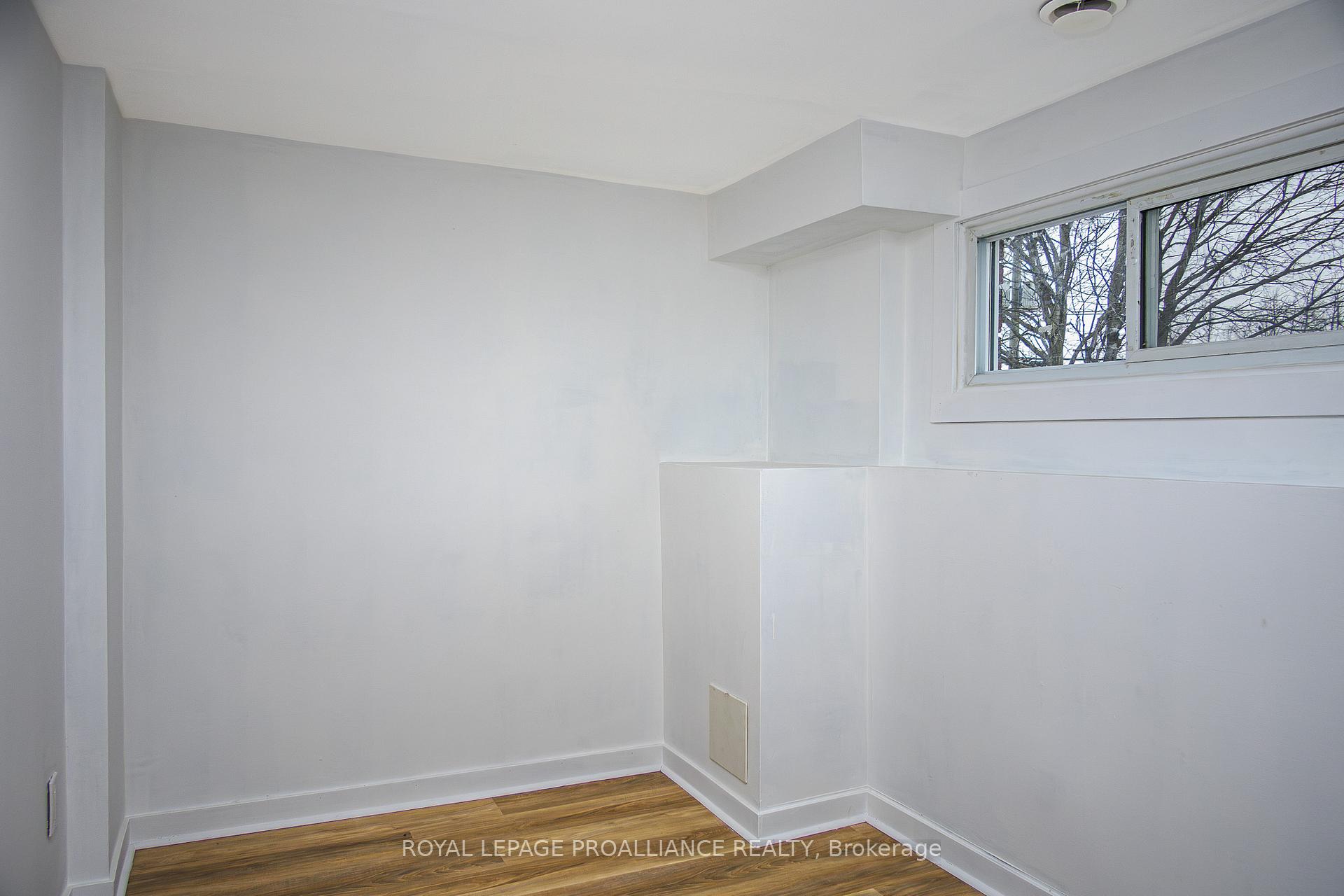 Photo 33 of 86 Wallbridge Crescent, Belleville, Belleville Ward — HOMEH