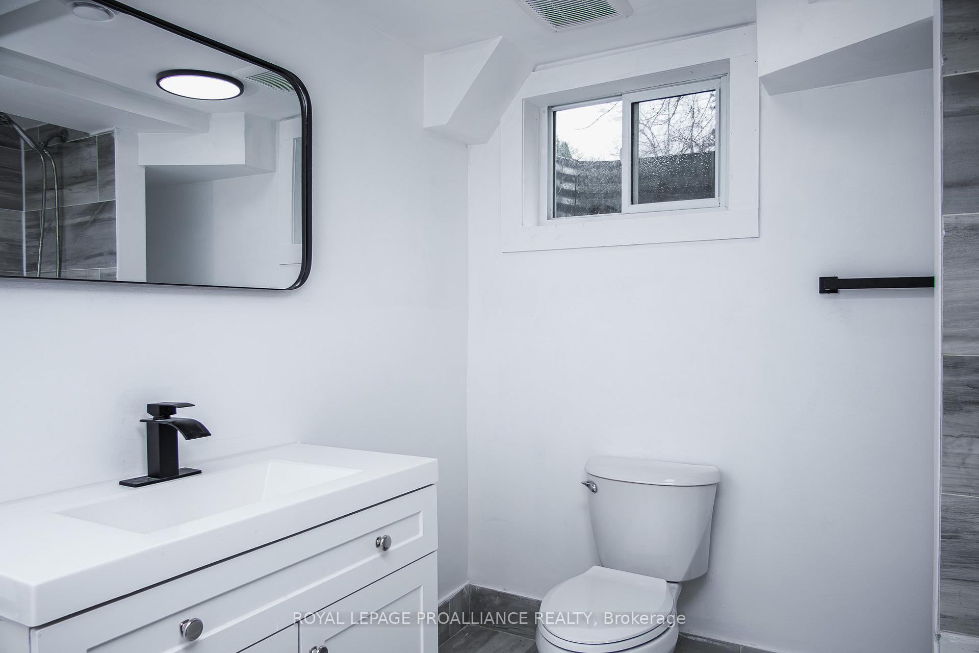 Photo 40 of 86 Wallbridge Crescent, Belleville, Belleville Ward — HOMEH