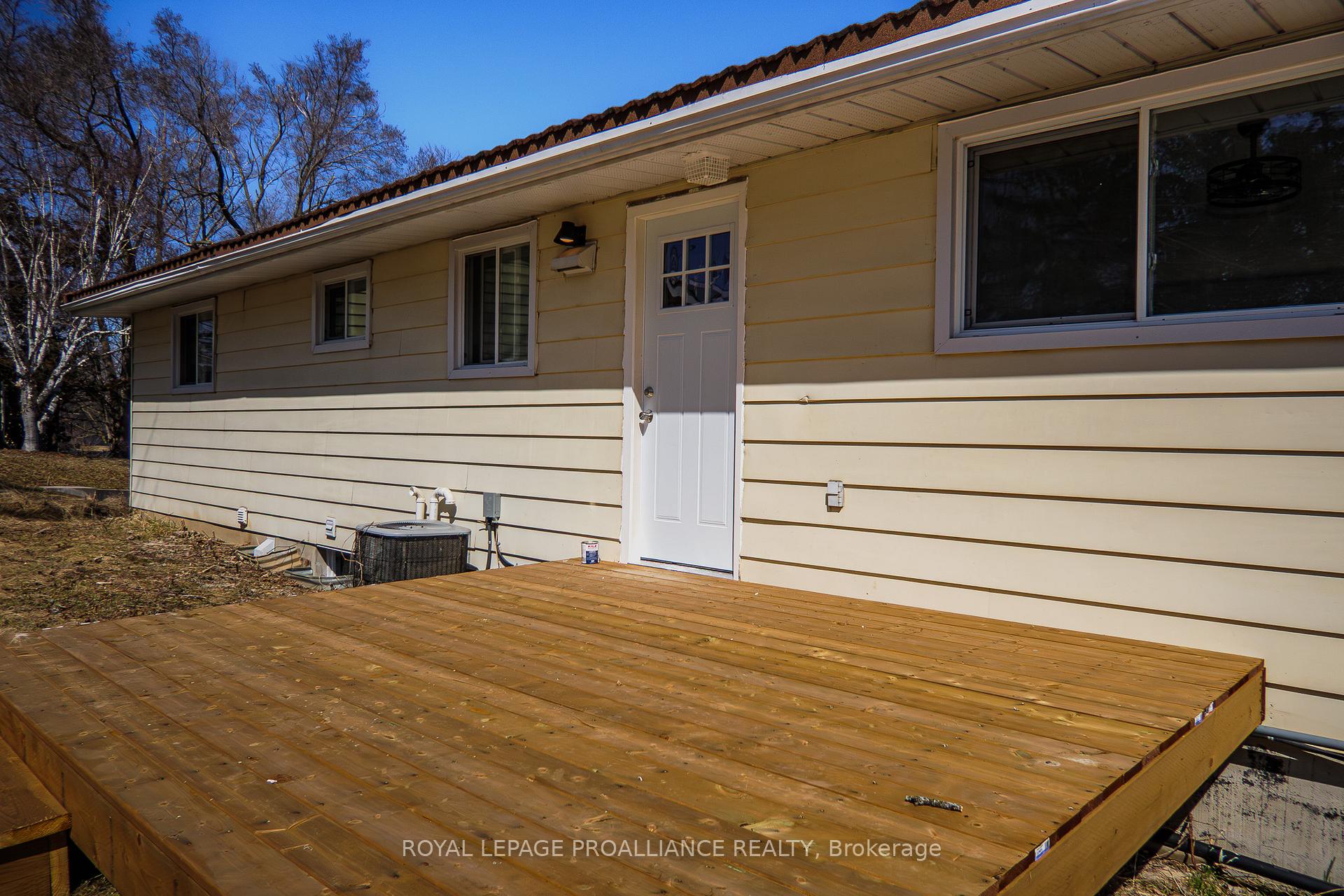 Photo 41 of 86 Wallbridge Crescent, Belleville, Belleville Ward — HOMEH