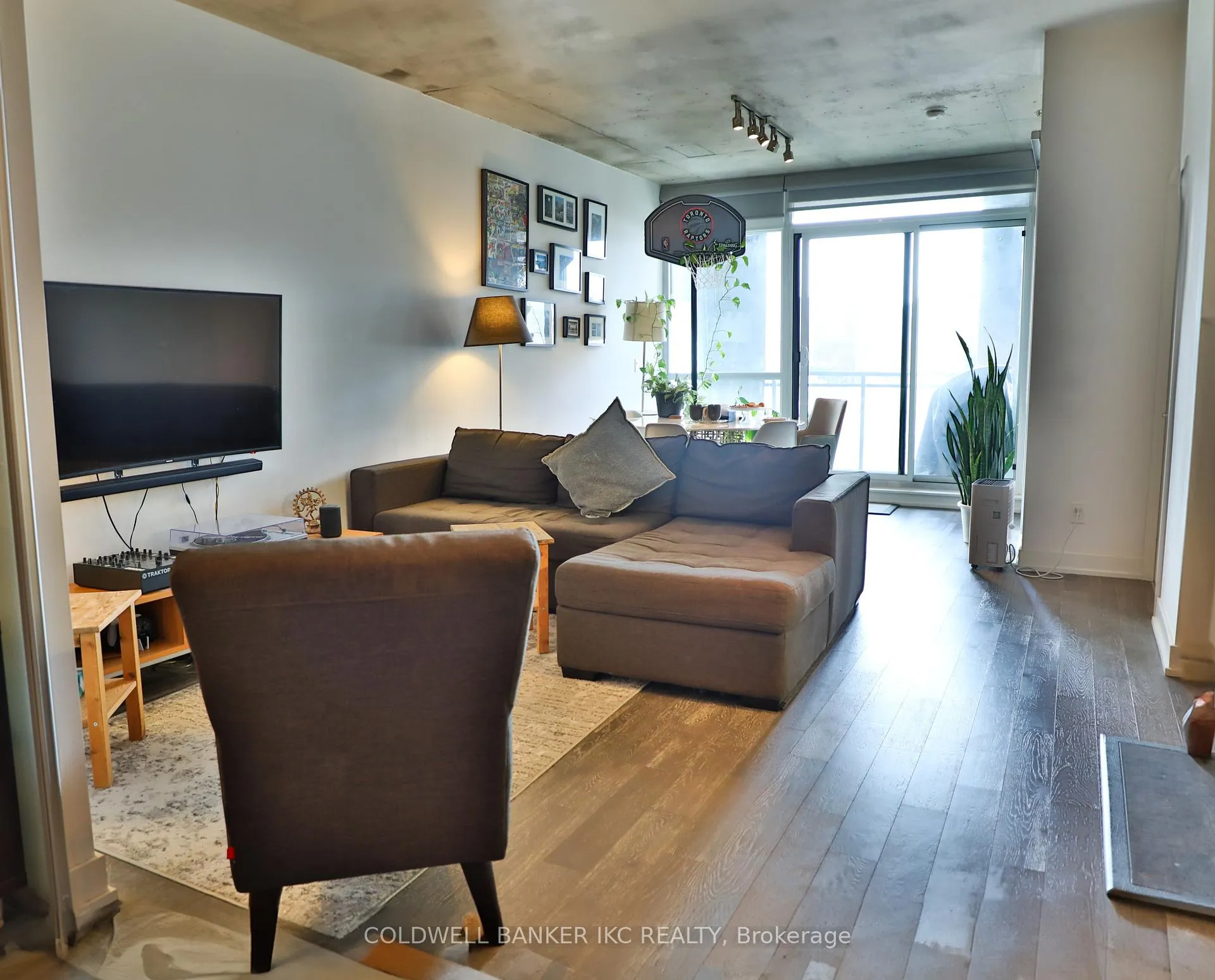 Photo 2 of Unit 423, 1190 Dundas Street E, Toronto, South Riverdale — HOMEH