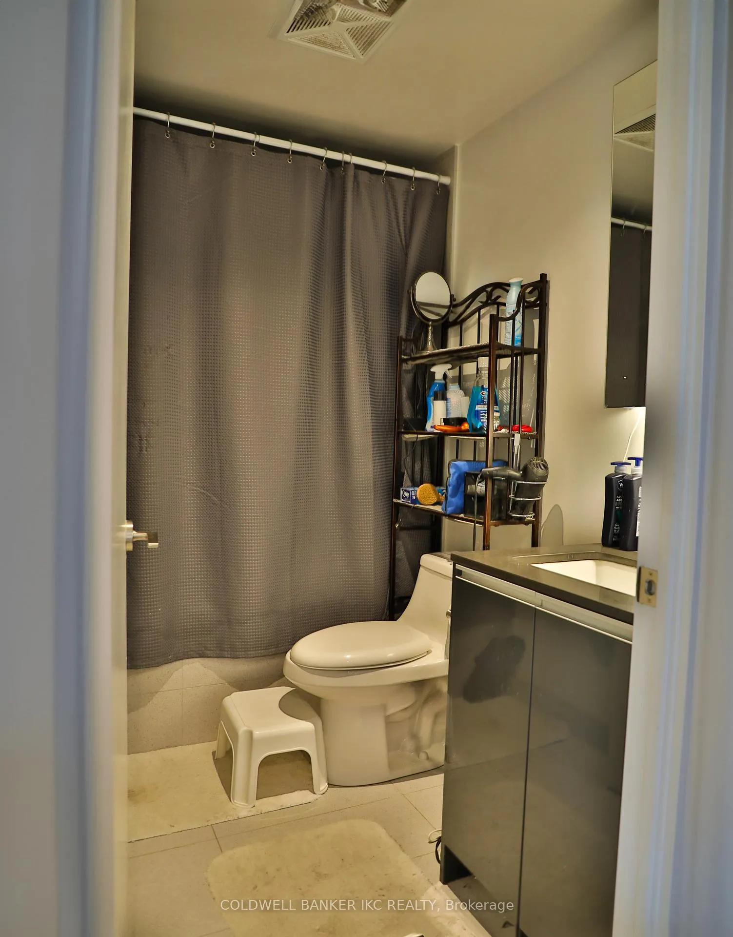 Photo 9 of Unit 423, 1190 Dundas Street E, Toronto, South Riverdale — HOMEH
