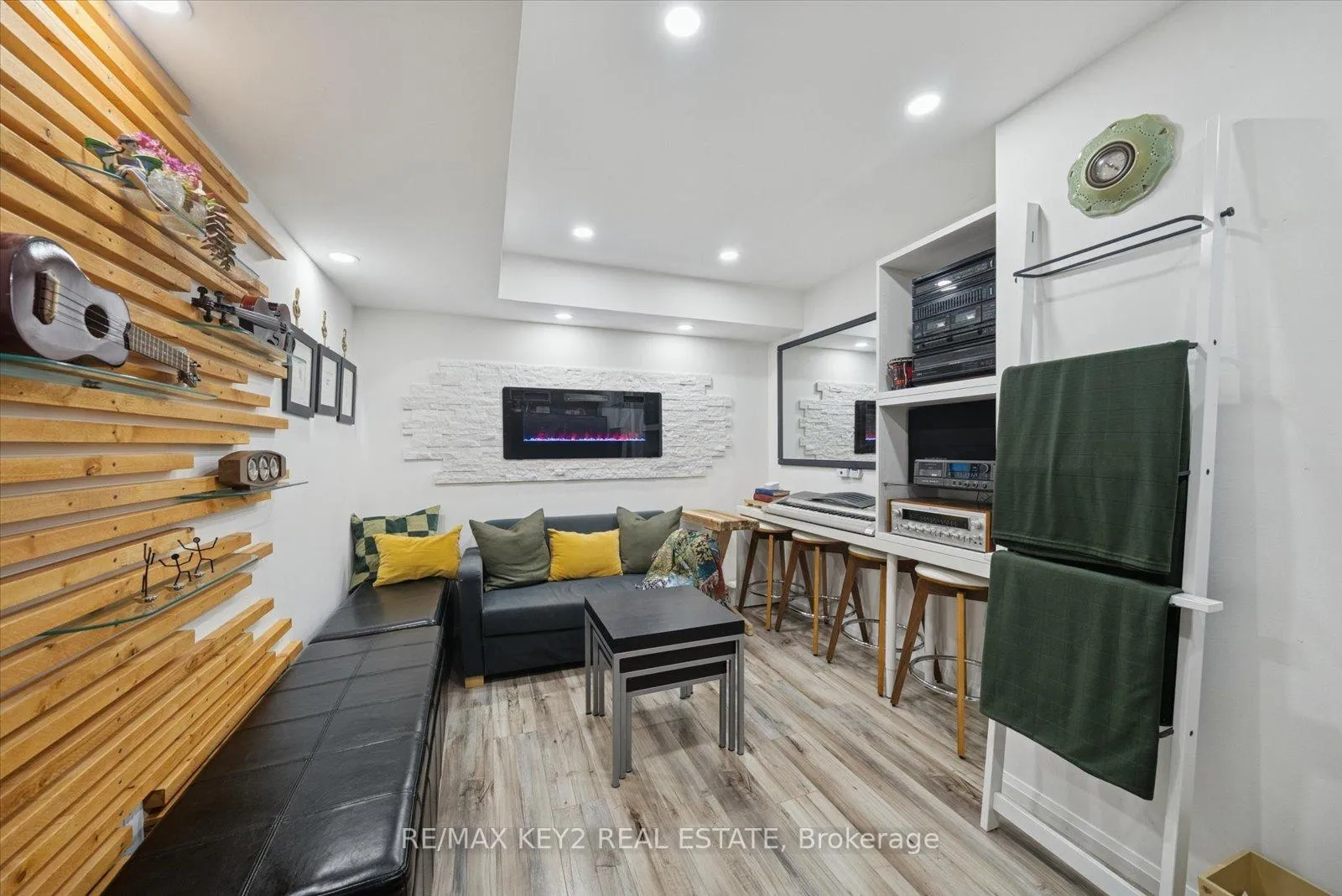 Photo 31 of 2 Clowes Street, Ajax, Central East — HOMEH