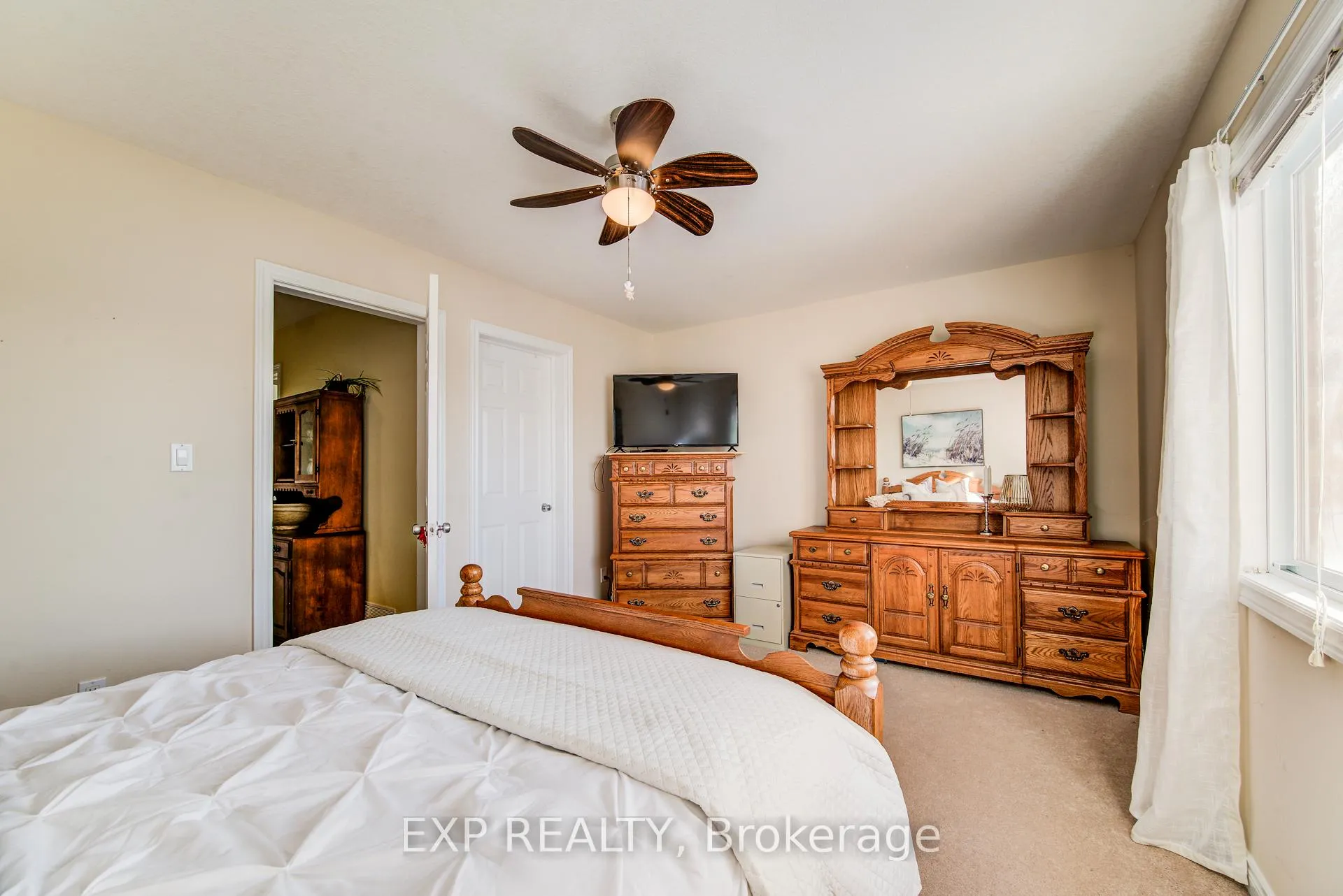 Photo 104 of 36 Washburn Drive, Guelph, Grange Road — HOMEH
