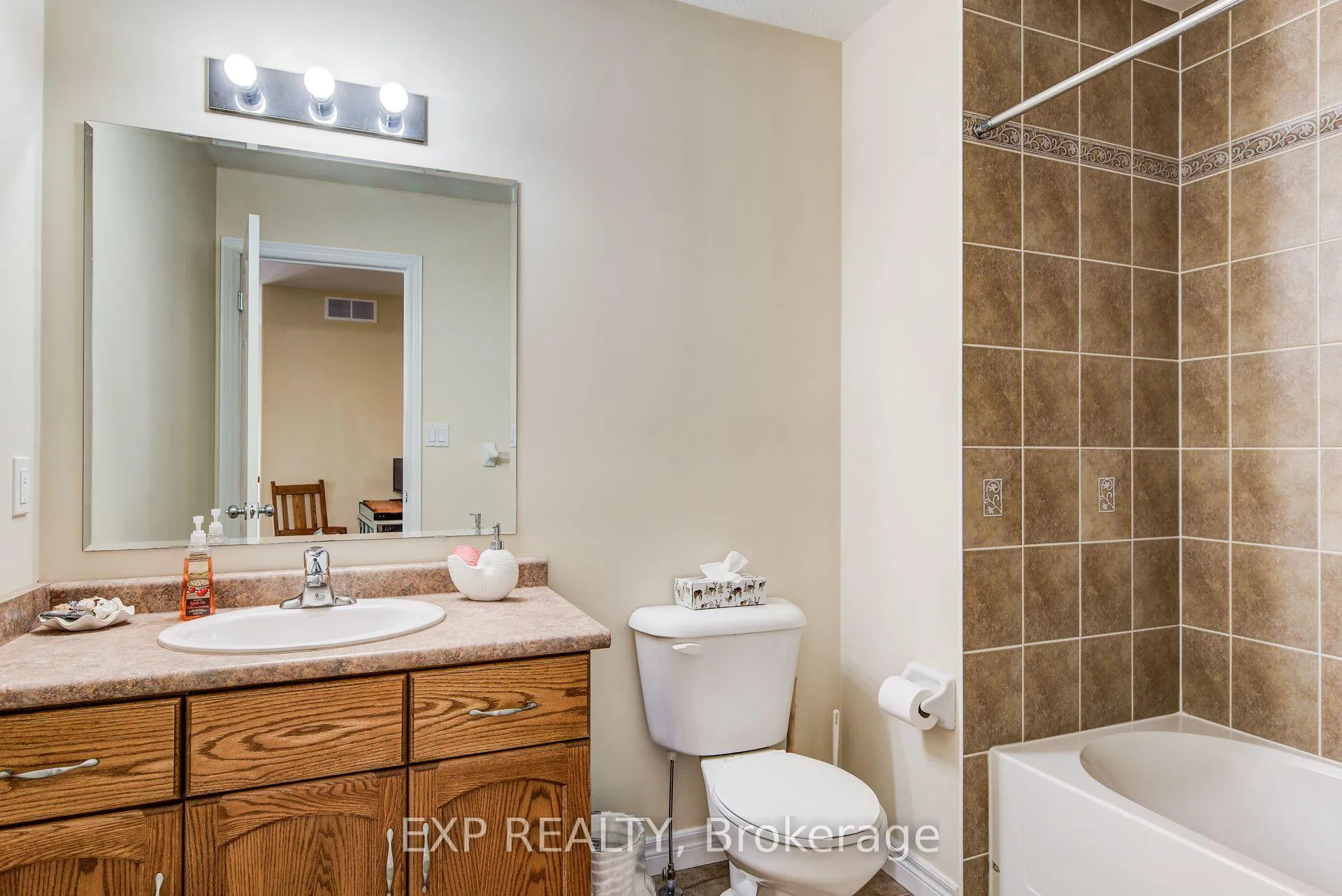 Photo 202 of 36 Washburn Drive, Guelph, Grange Road — HOMEH