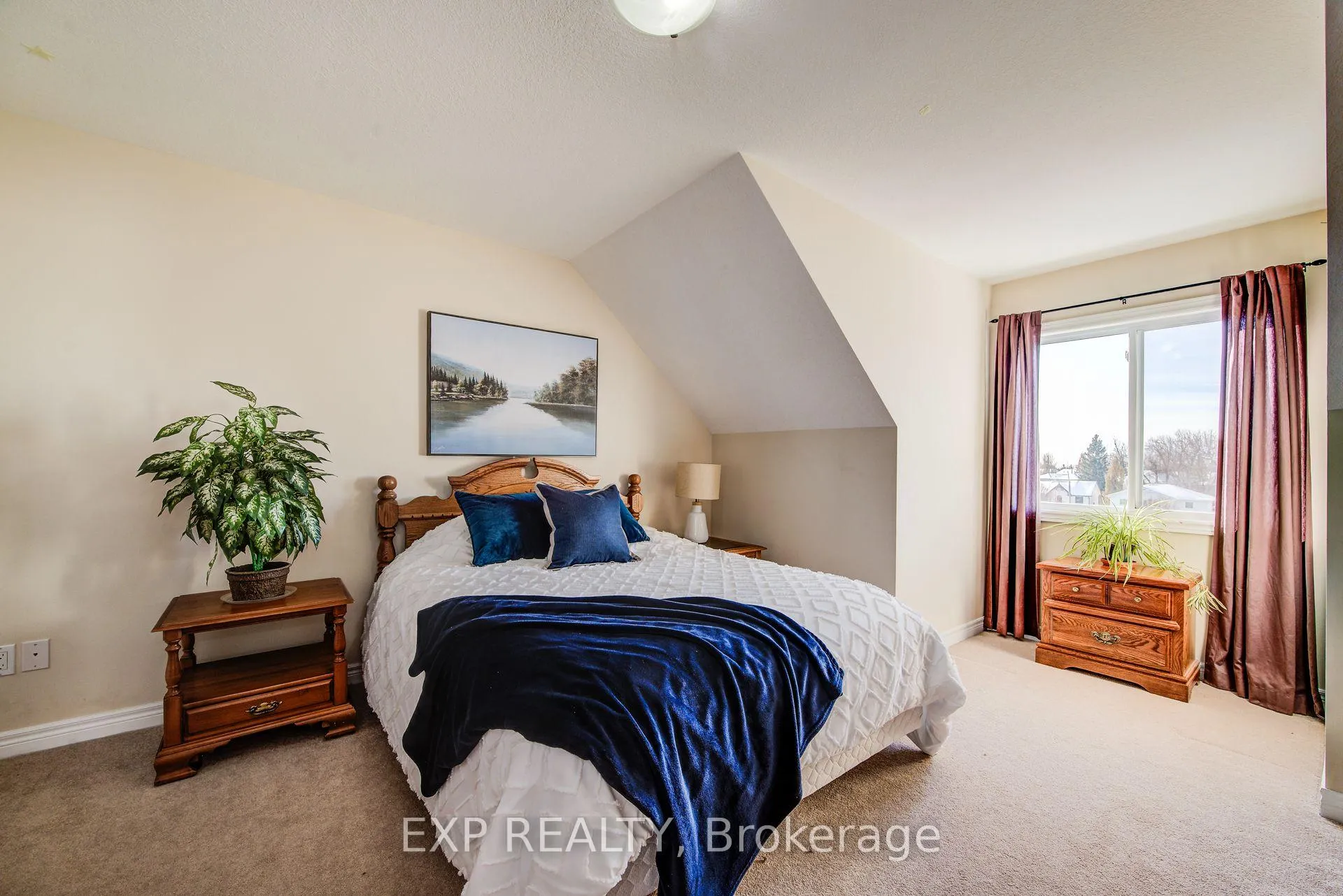 Photo 204 of 36 Washburn Drive, Guelph, Grange Road — HOMEH