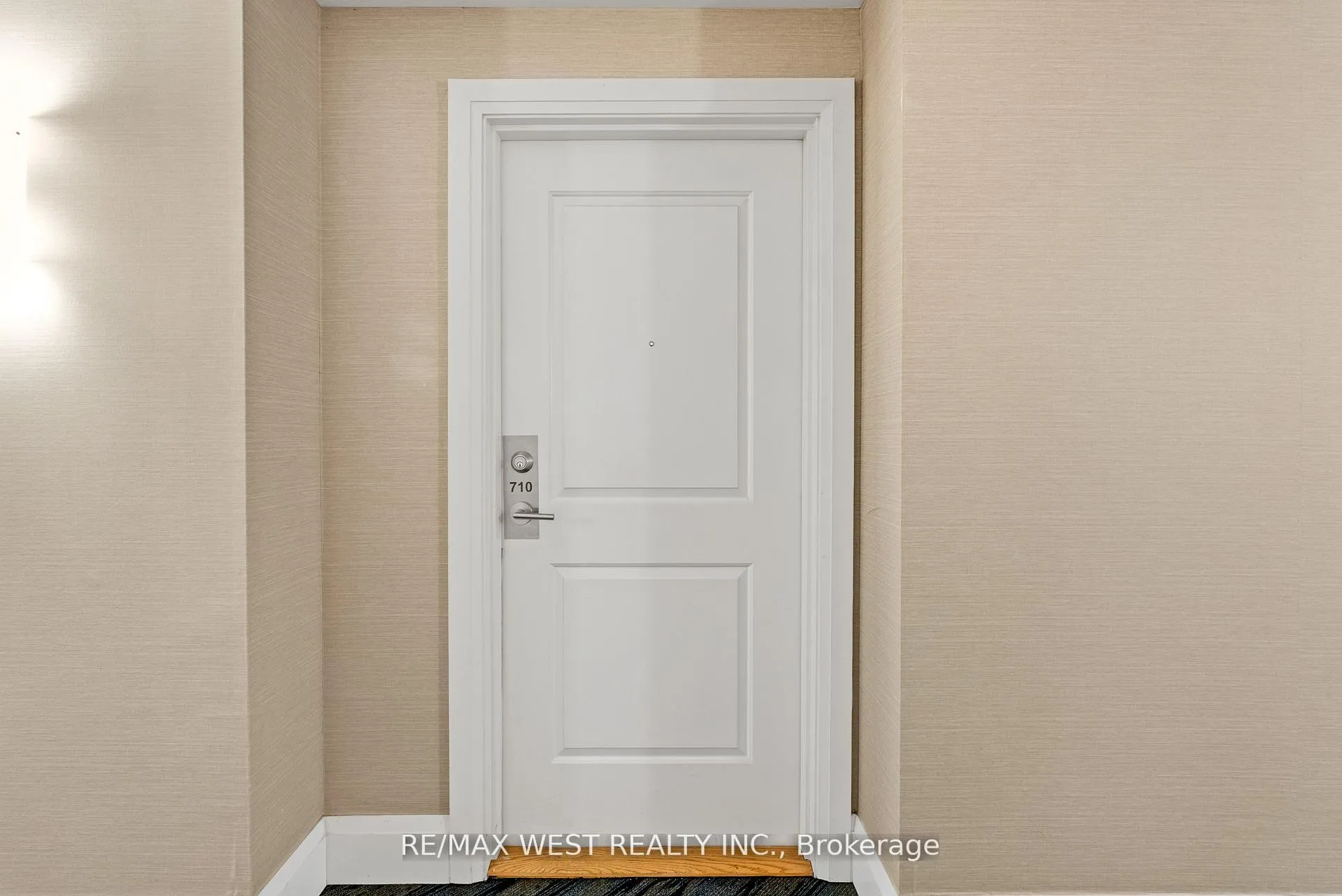 Photo 3 of Unit 710, 24 Woodstream Boulevard, Vaughan, Vaughan Grove — HOMEH