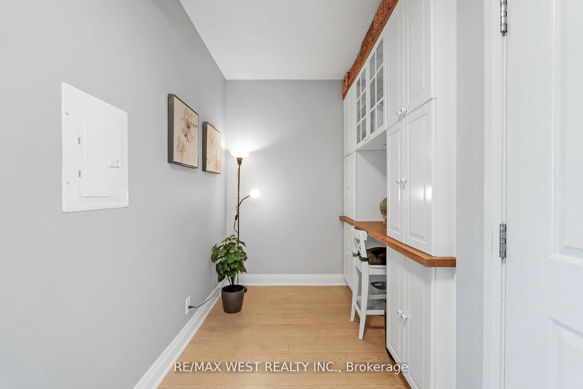 Photo 6 of Unit 710, 24 Woodstream Boulevard, Vaughan, Vaughan Grove — HOMEH