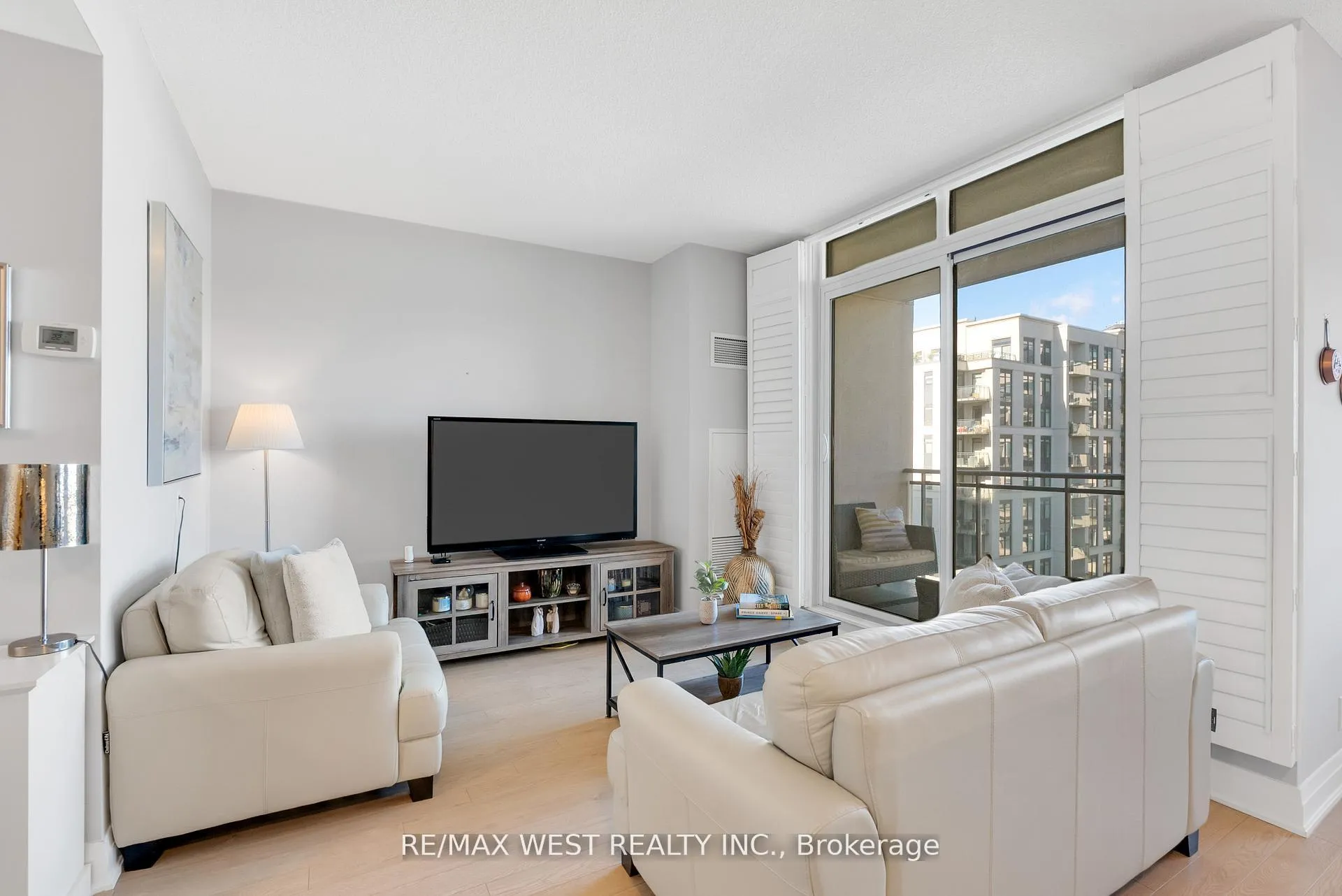 Photo 7 of Unit 710, 24 Woodstream Boulevard, Vaughan, Vaughan Grove — HOMEH