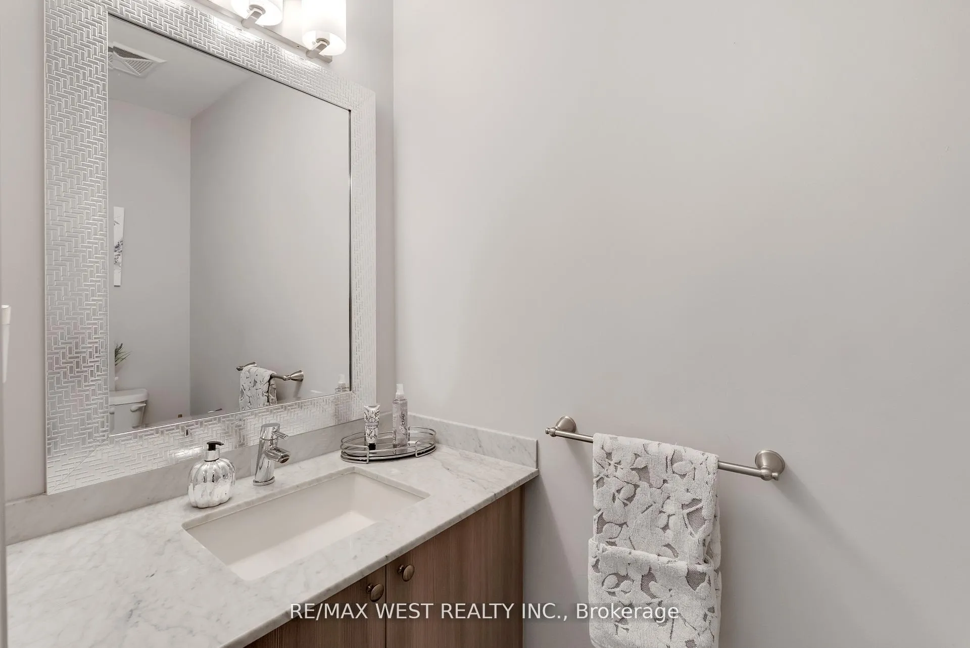 Photo 19 of Unit 710, 24 Woodstream Boulevard, Vaughan, Vaughan Grove — HOMEH