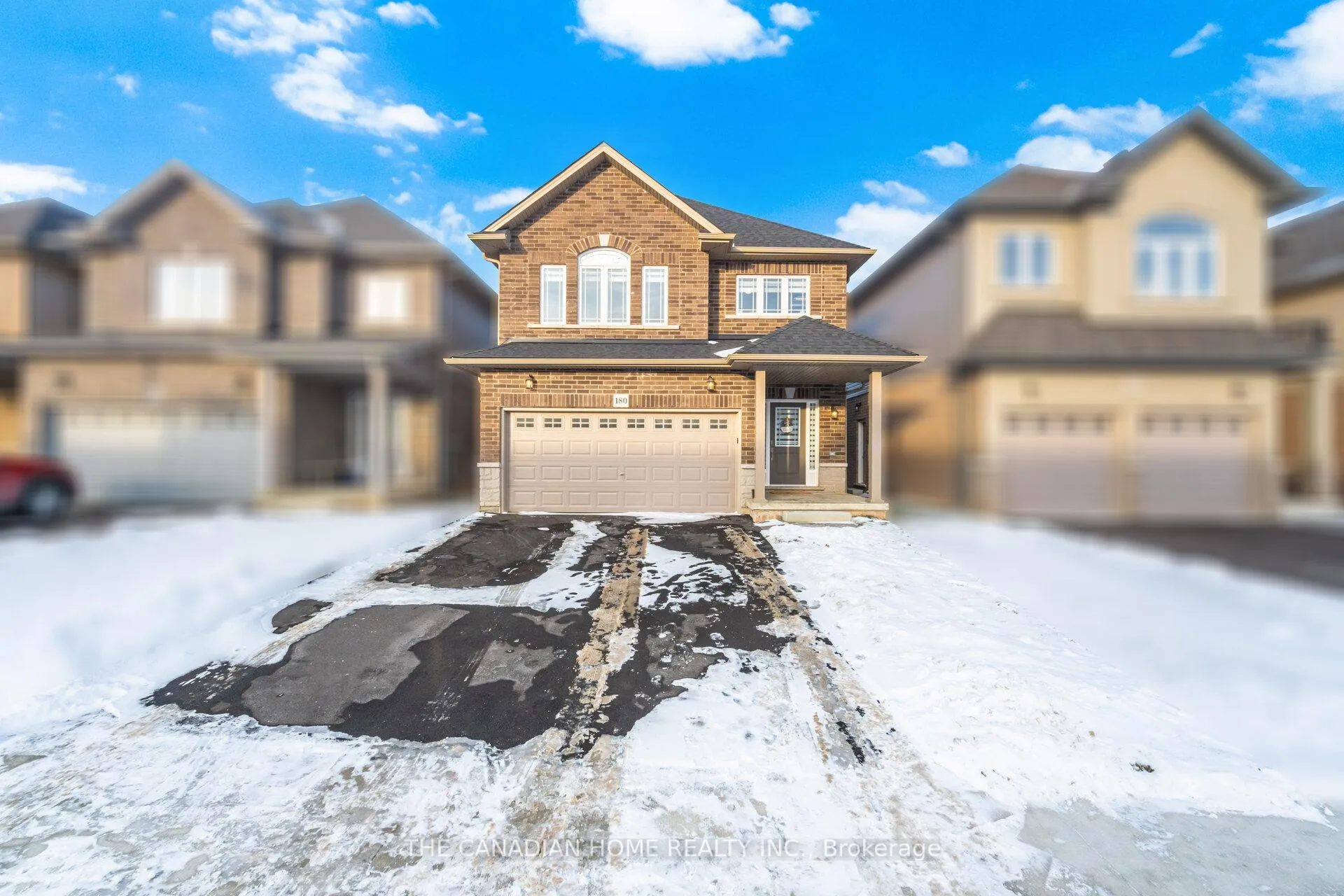 Photo 3 of 180 Cittadella Boulevard, Hamilton, Hannon — HOMEH