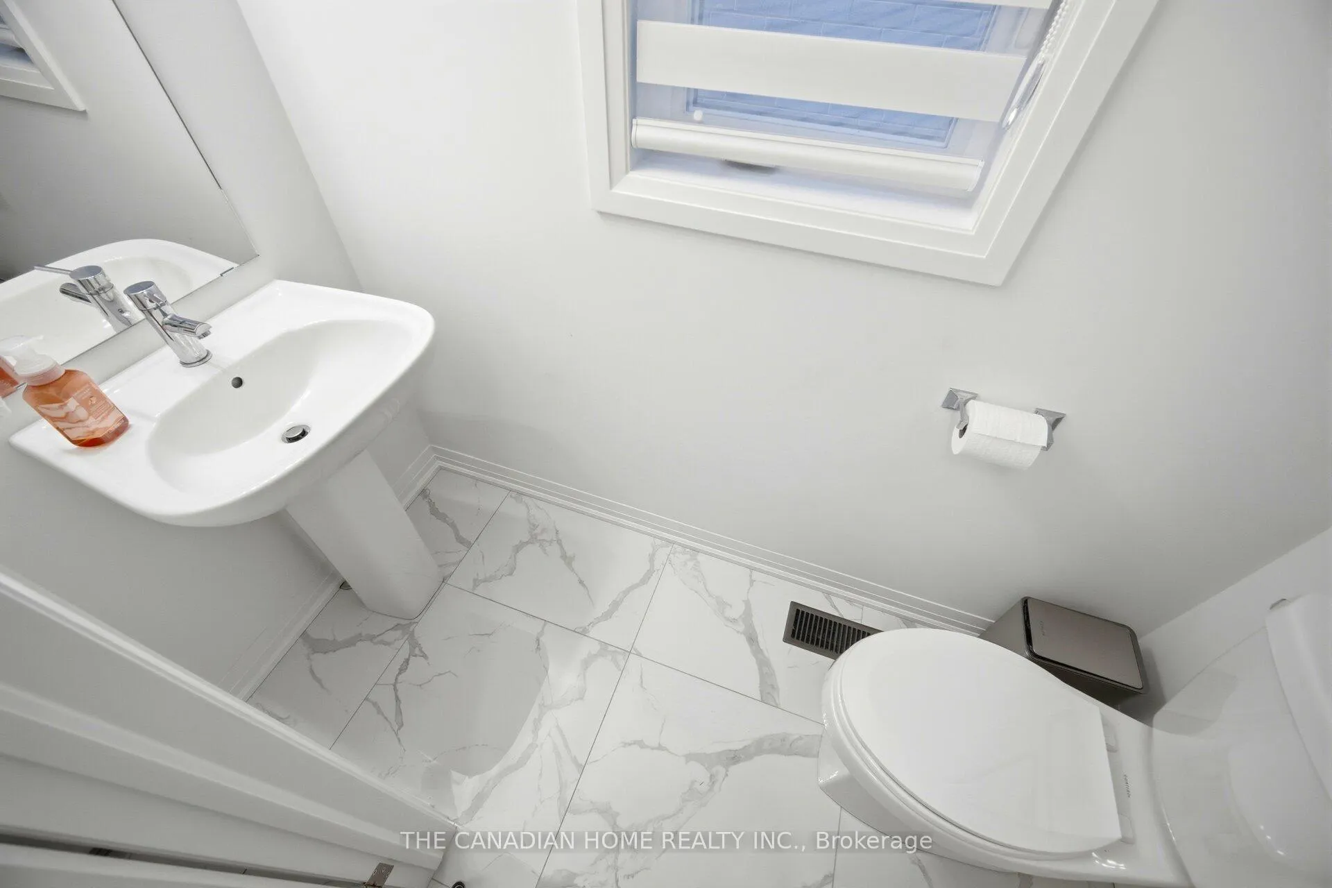 Photo 23 of 180 Cittadella Boulevard, Hamilton, Hannon — HOMEH