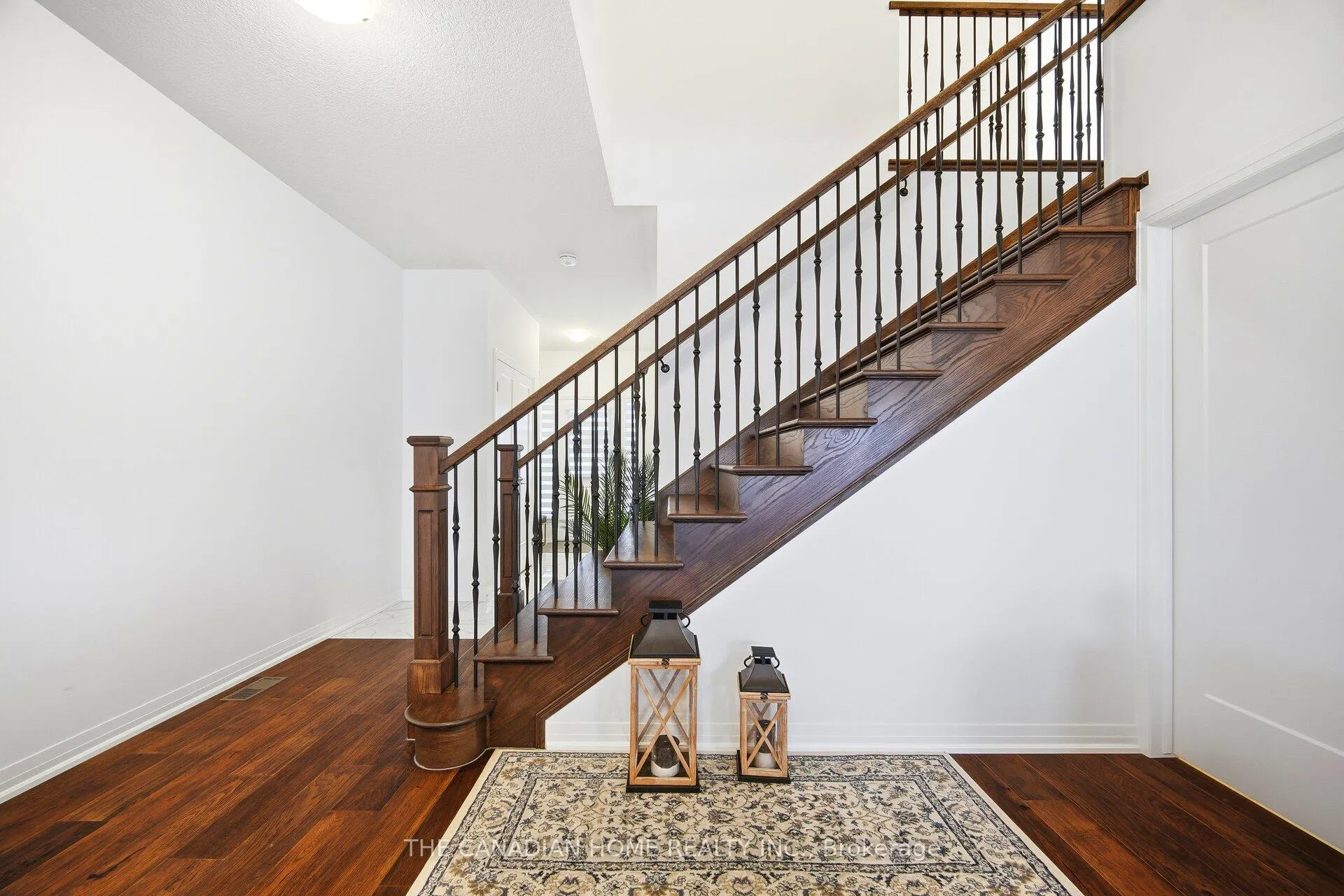 Photo 24 of 180 Cittadella Boulevard, Hamilton, Hannon — HOMEH