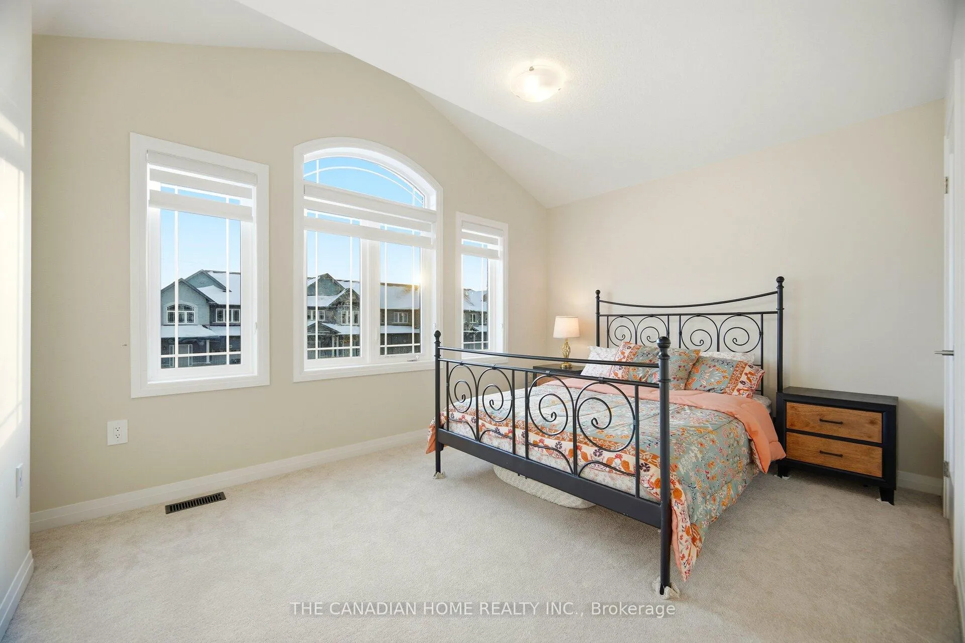 Photo 31 of 180 Cittadella Boulevard, Hamilton, Hannon — HOMEH