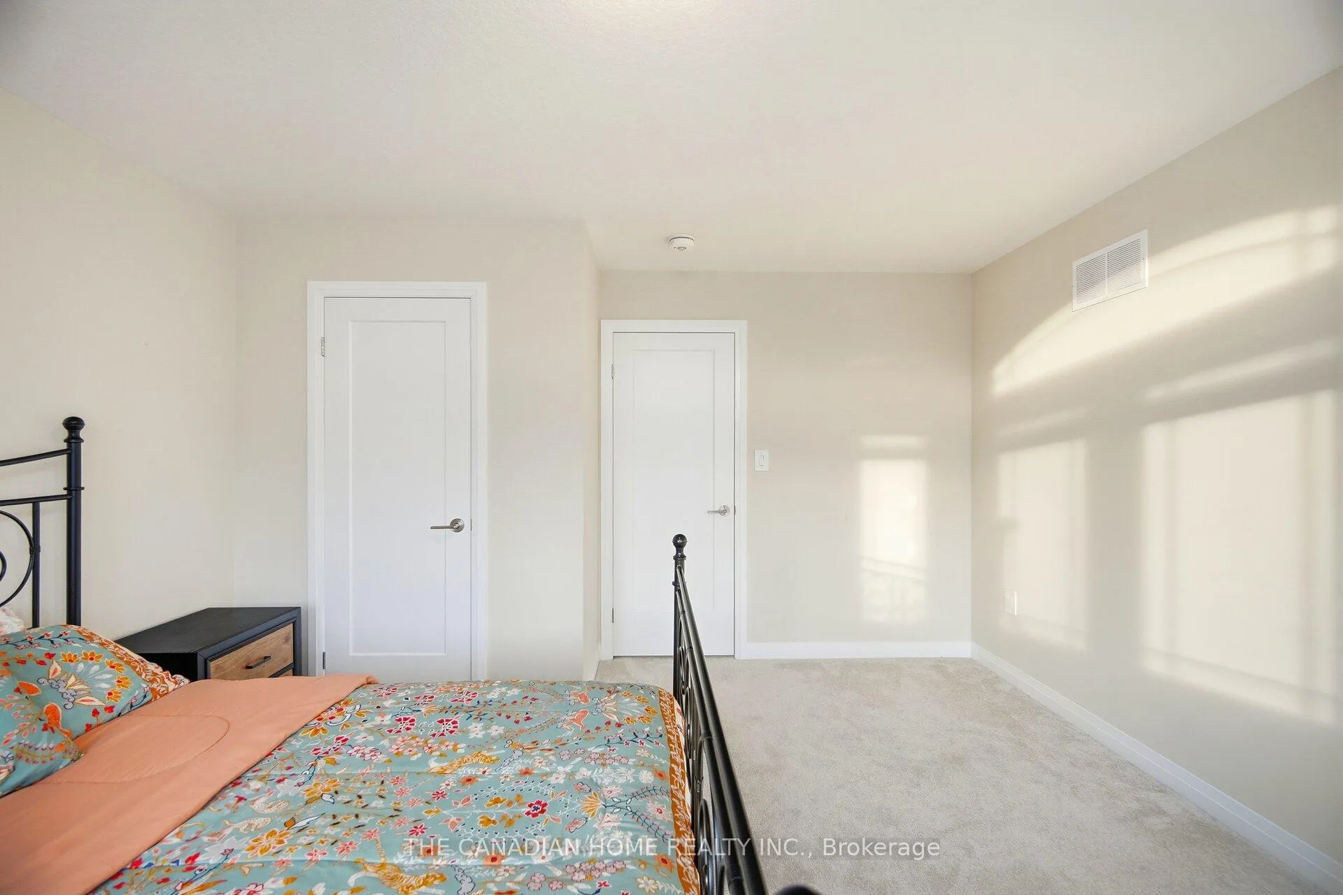 Photo 32 of 180 Cittadella Boulevard, Hamilton, Hannon — HOMEH
