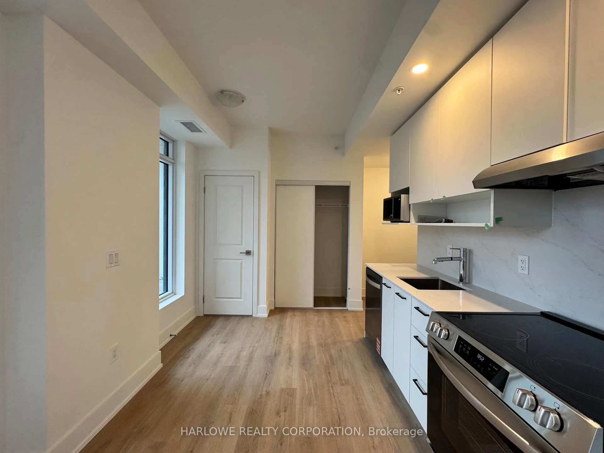 Photo 2 of Unit 506, 206 King Street W, Hamilton, Central — HOMEH