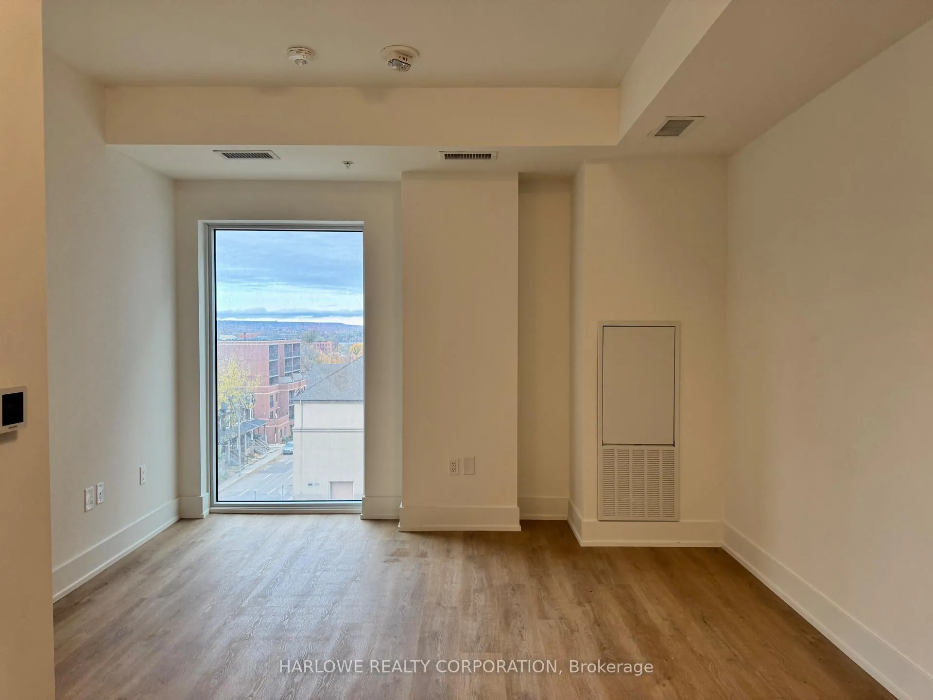 Photo 4 of Unit 506, 206 King Street W, Hamilton, Central — HOMEH