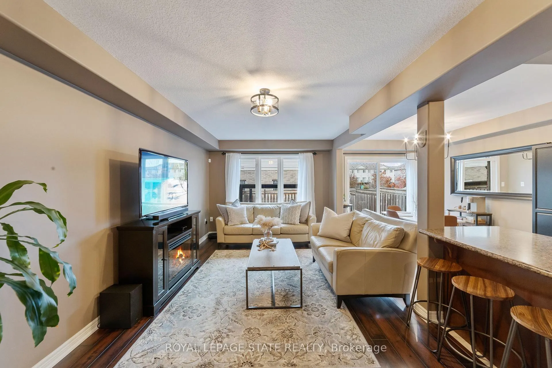Photo 56 of 51 Cedar Street, Grimsby, Grimsby West — HOMEH