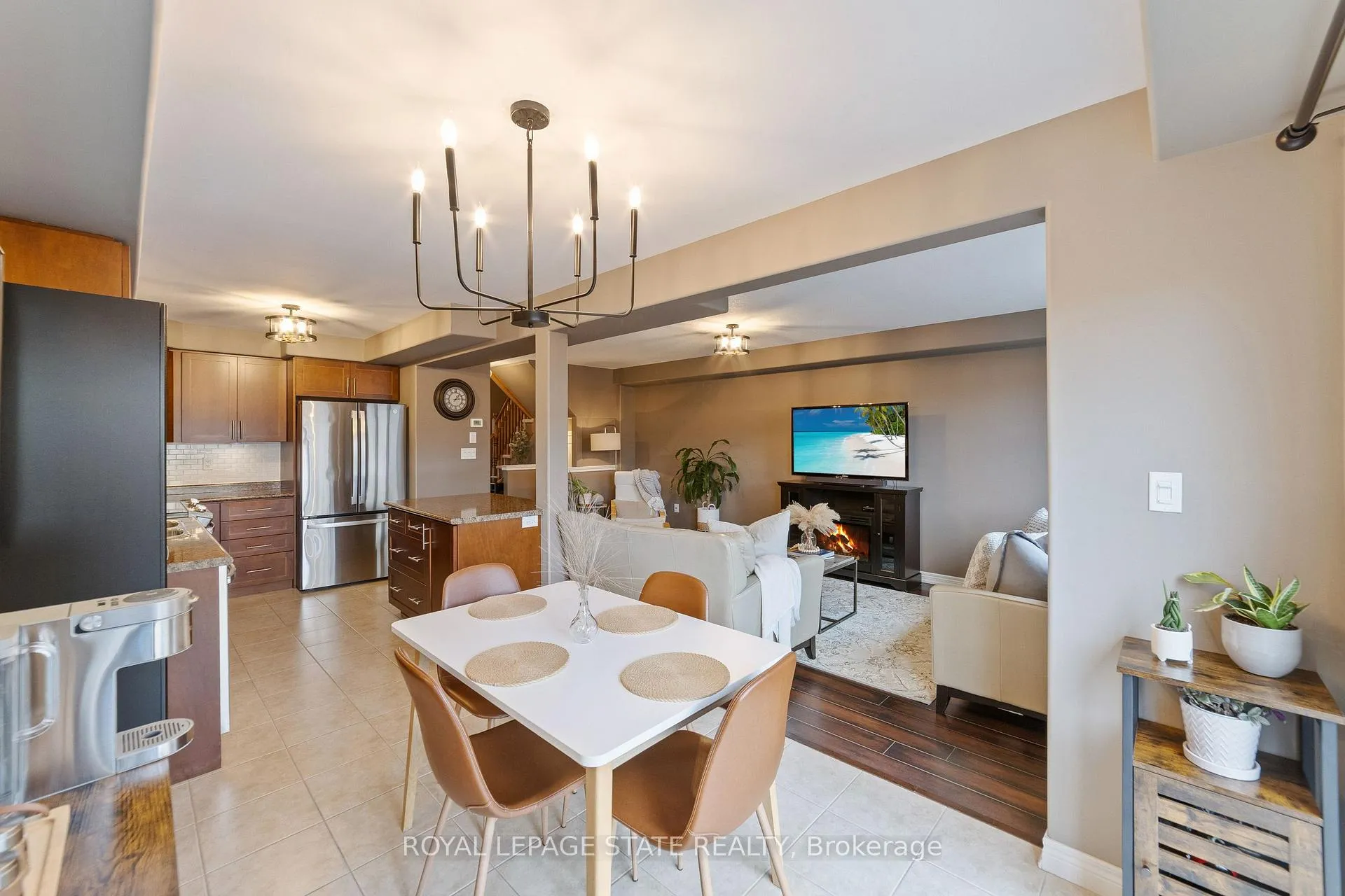 Photo 123 of 51 Cedar Street, Grimsby, Grimsby West — HOMEH