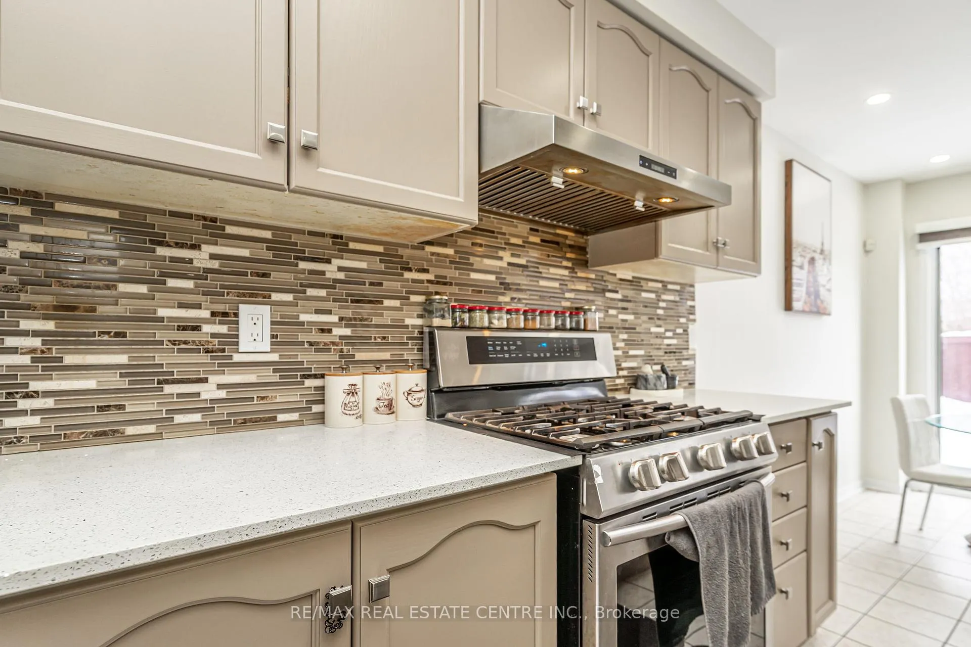 Photo 15 of 78 Tiller Trail, Brampton, Fletcher's Creek Village — HOMEH