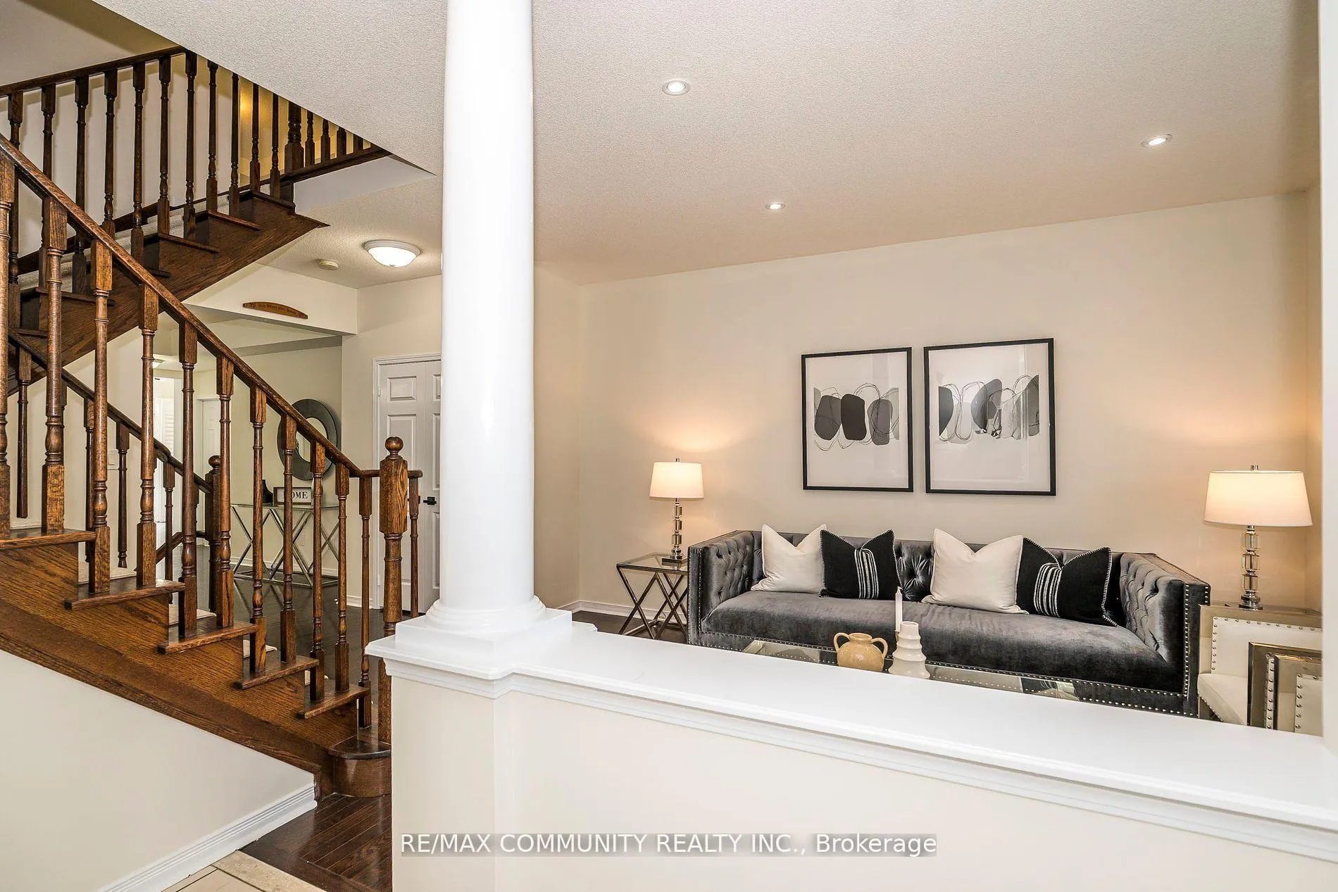 Photo 8 of 7 Cragg Crescent, Ajax, Northwest Ajax — HOMEH