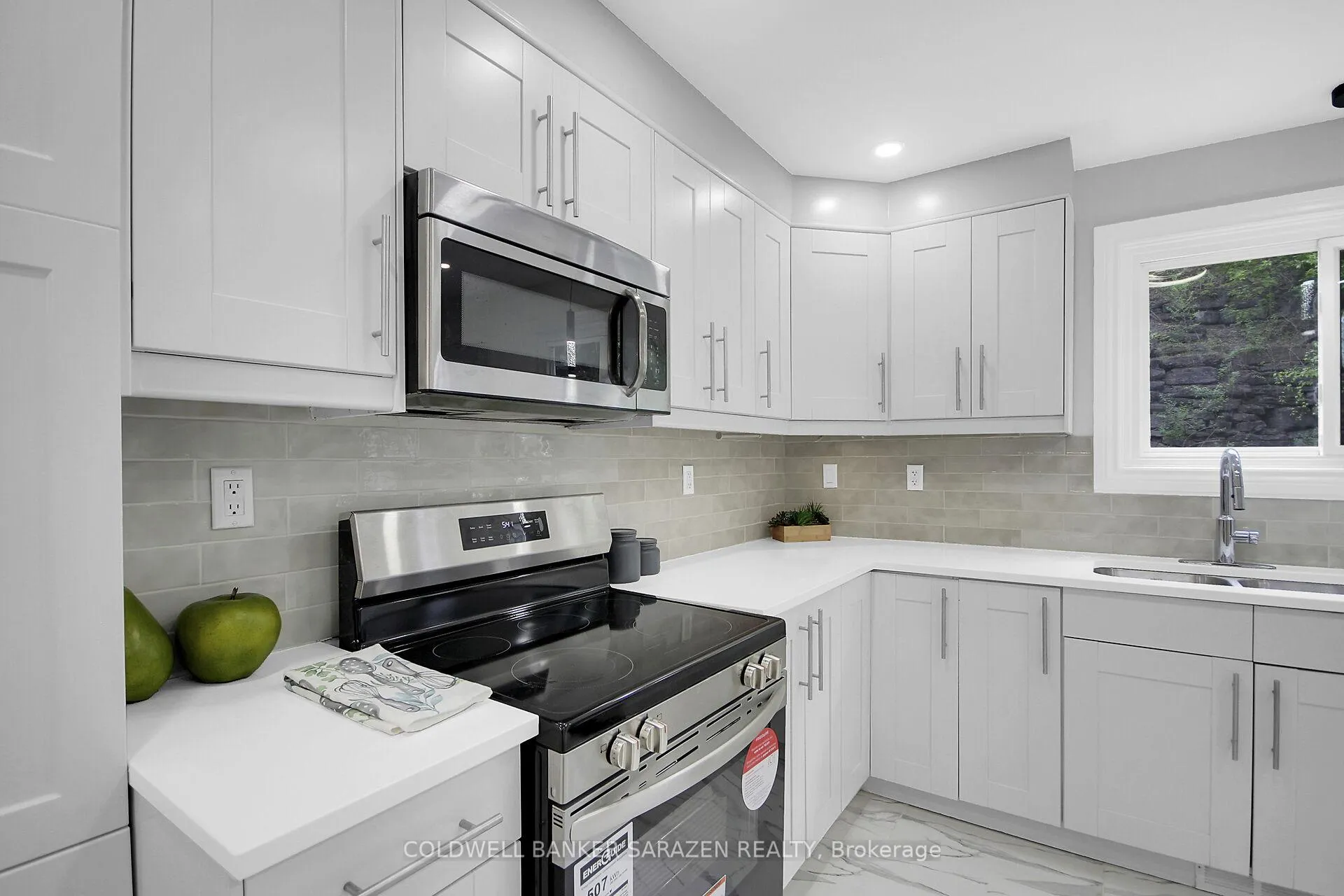 Photo 16 of 1518A Lepage Avenue, Ottawa, Carlington — HOMEH