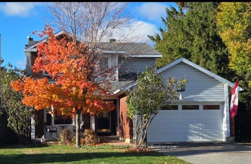 Photo 2 of 48 Tartan Drive, Ottawa, Barrhaven - Heritage Park — HOMEH