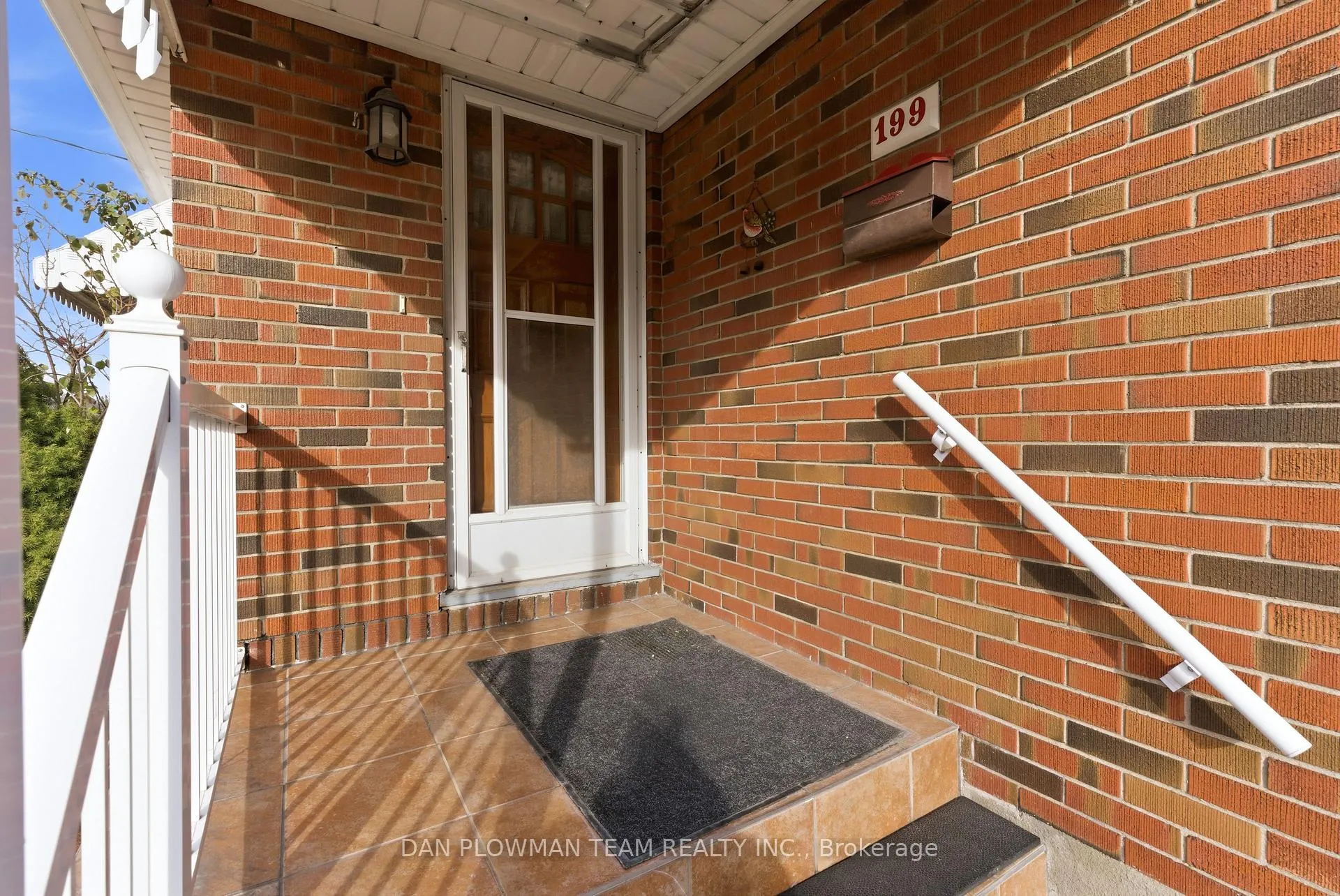 Photo 4 of 199 Chadburn Street, Oshawa, Central — HOMEH