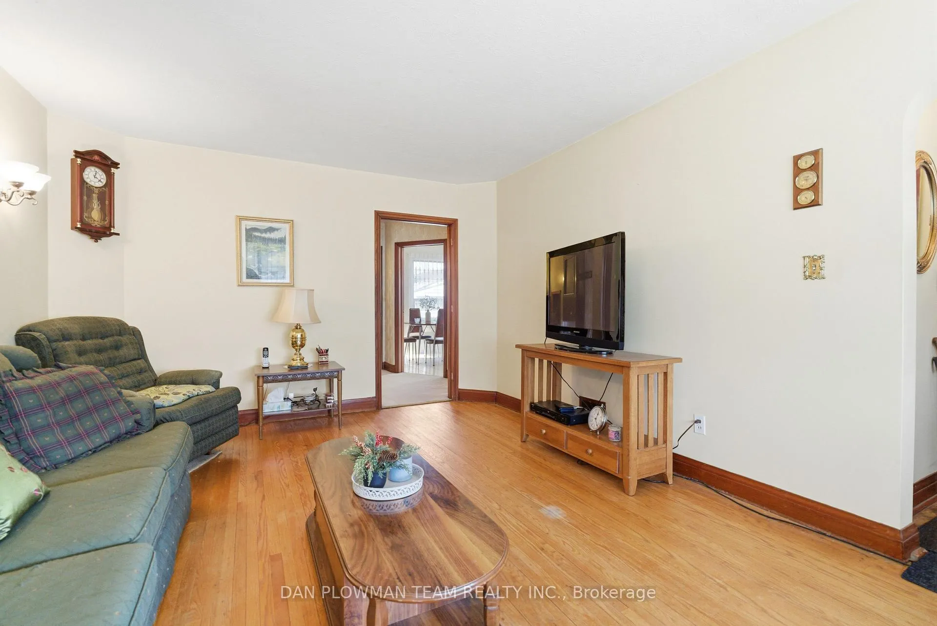 Photo 7 of 199 Chadburn Street, Oshawa, Central — HOMEH