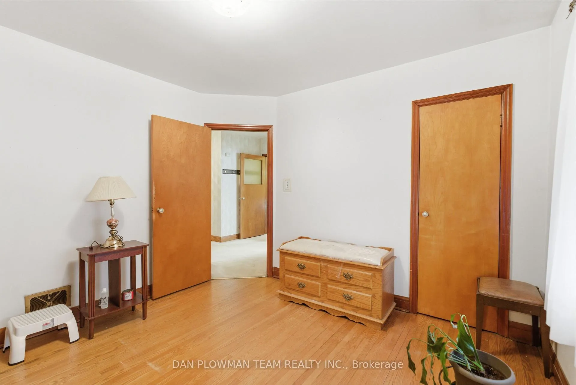 Photo 13 of 199 Chadburn Street, Oshawa, Central — HOMEH