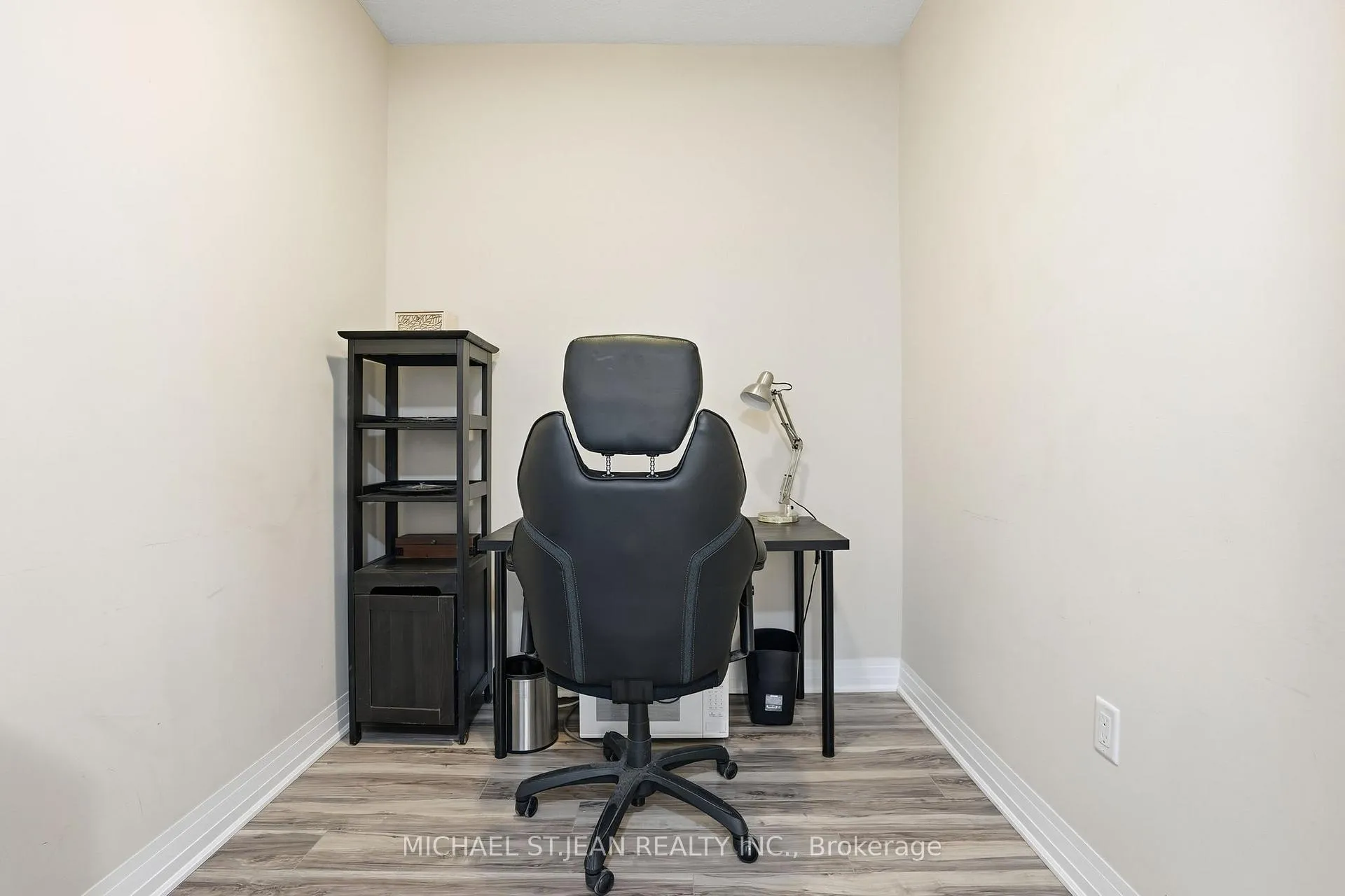 Photo 6 of Unit 205, 10 Concord Place, Grimsby, Grimsby Beach — HOMEH