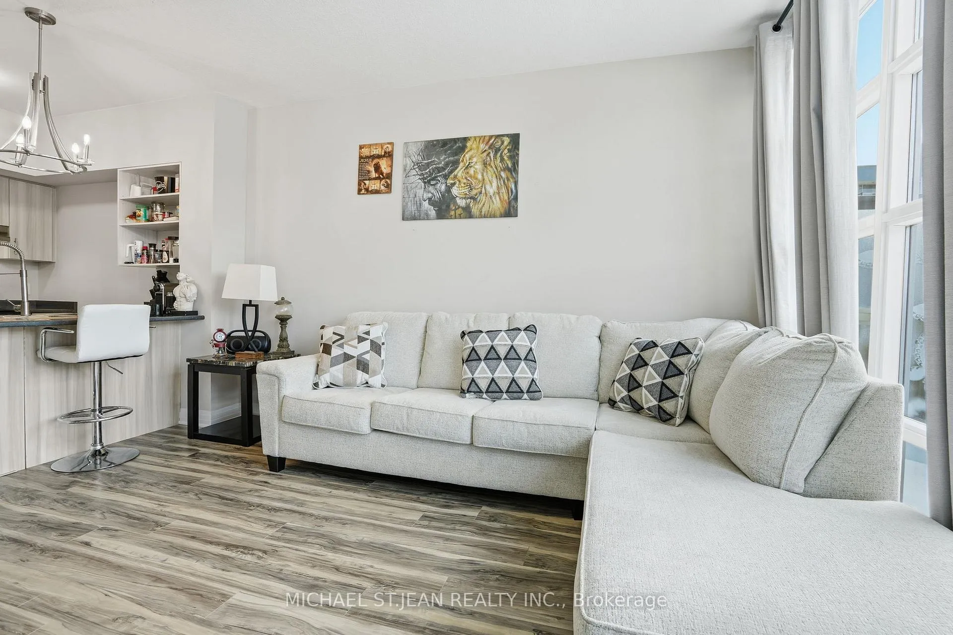 Photo 12 of Unit 205, 10 Concord Place, Grimsby, Grimsby Beach — HOMEH