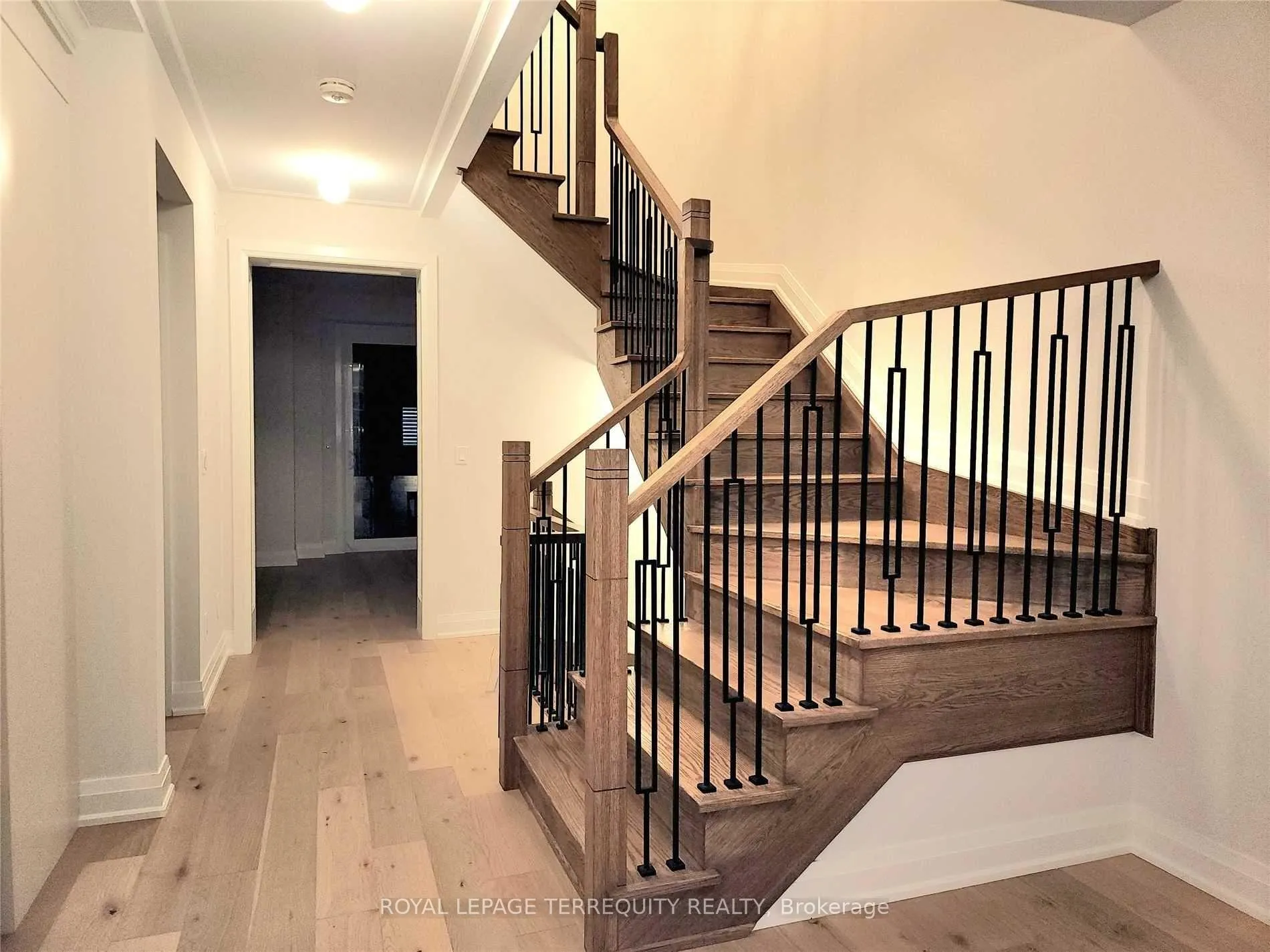 Photo 9 of 1832 Stallion Chase, Pickering, Highbush — HOMEH