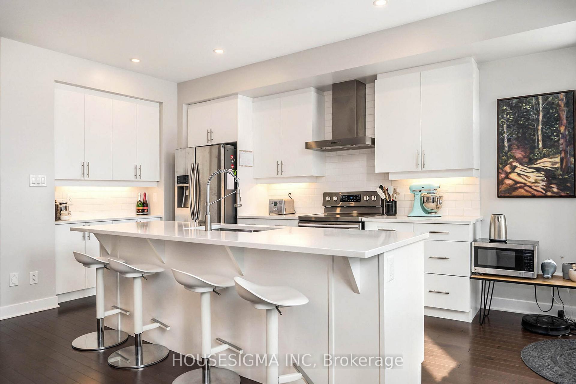 Photo 10 of 428 Markdale Terrace, Ottawa, Riverside South/Gloucester Glen — HOMEH