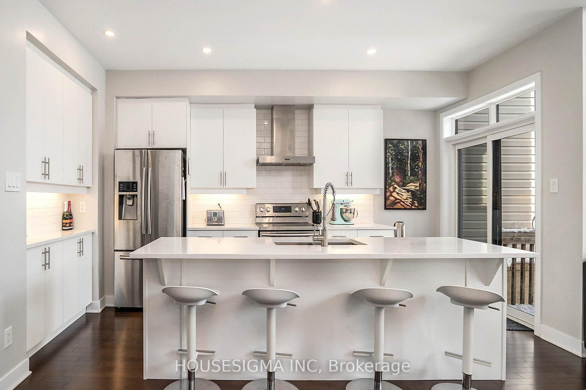 Photo 12 of 428 Markdale Terrace, Ottawa, Riverside South/Gloucester Glen — HOMEH
