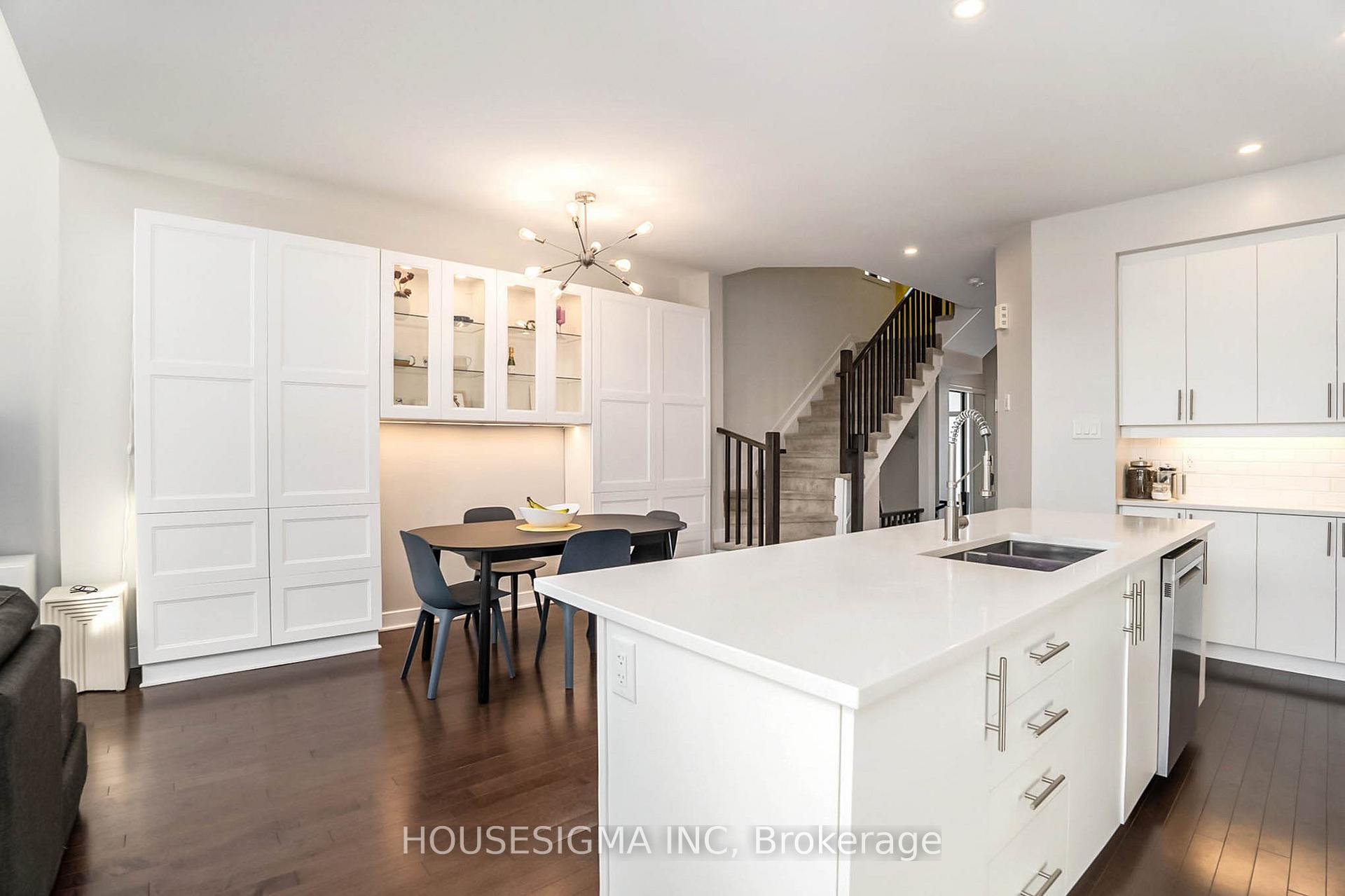 Photo 13 of 428 Markdale Terrace, Ottawa, Riverside South/Gloucester Glen — HOMEH