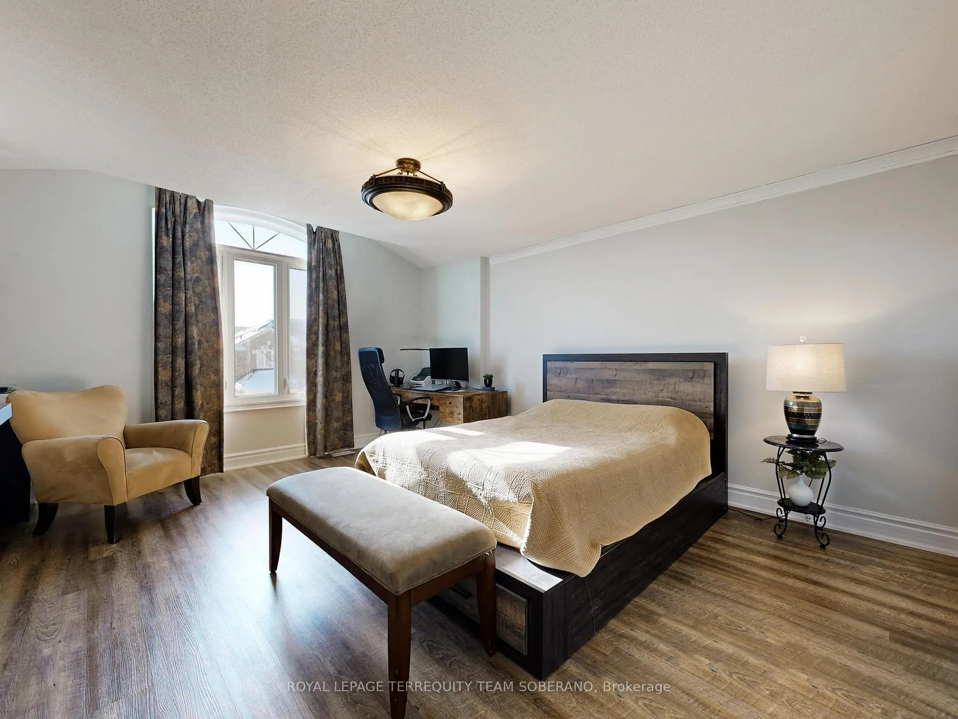 Photo 33 of 121 Adventure Crescent, Vaughan, Vellore Village — HOMEH